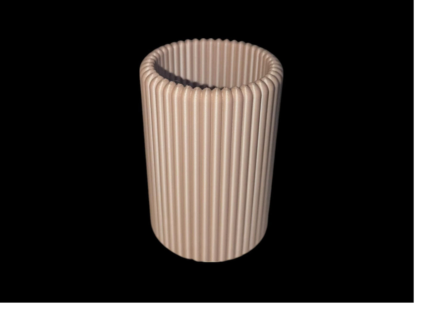 Ribbed Pot Pen design front view