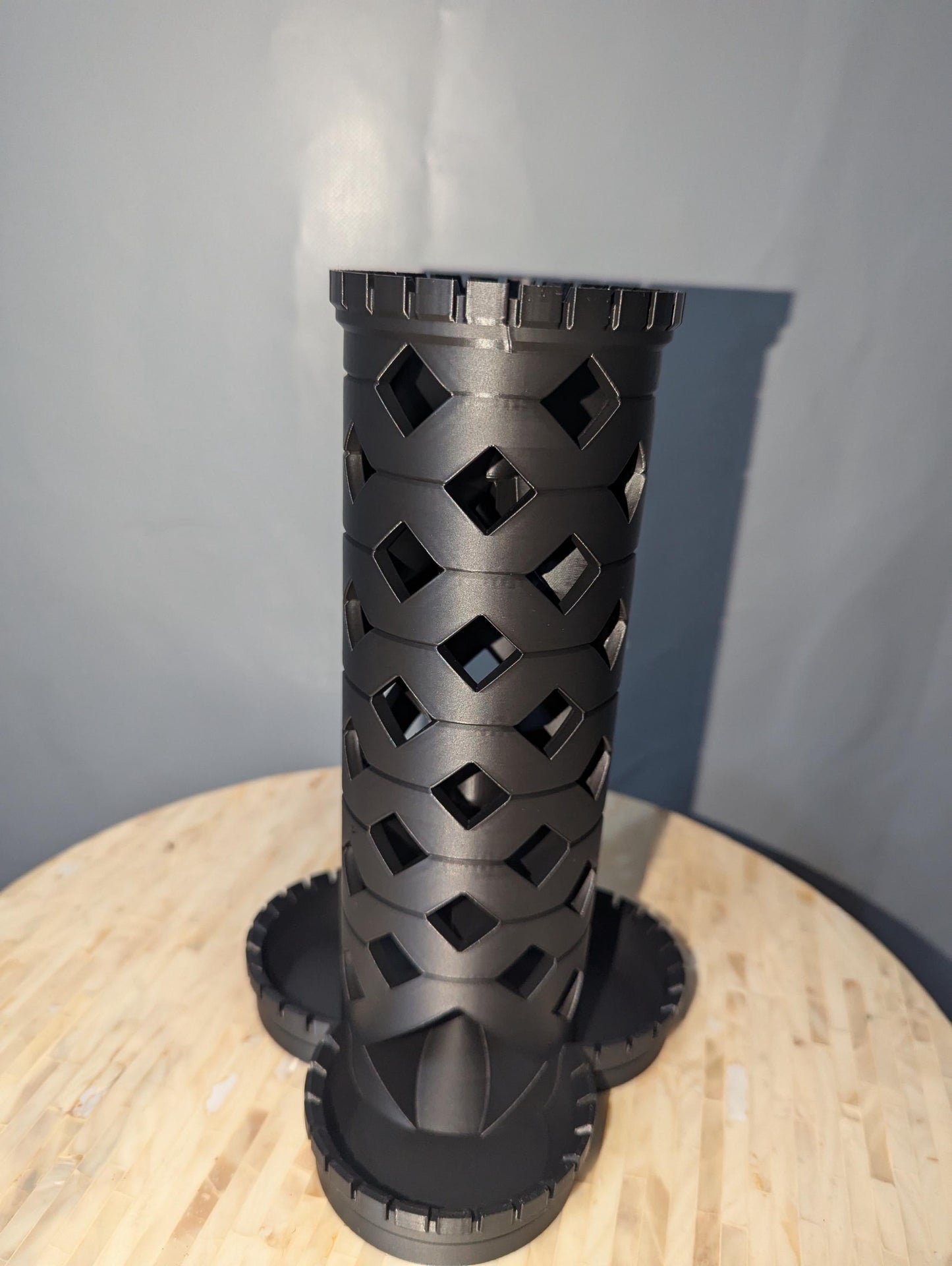 Castle-Themed Dice Tower ,Dungeons and Dragons Tabletop RPGs, Sleek Castle Design, Triple Dice Roller, Gift For Dungeon Master