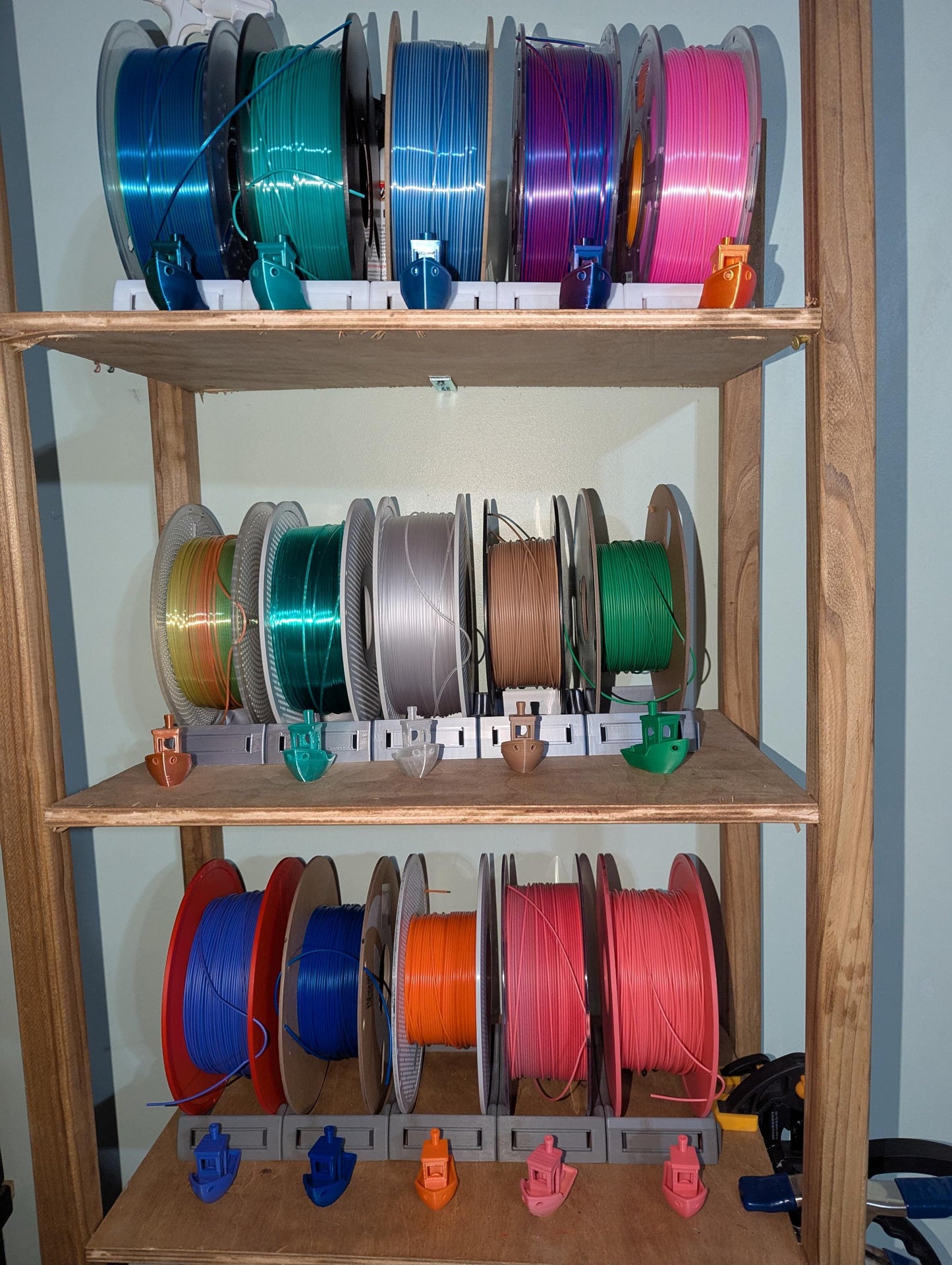 Stylish Bathroom Toothbrush Holder - Modern Decorative Toothbrush Stand Bathroom Organizer - Toothbrush Storage Solution Bathroom Accessory