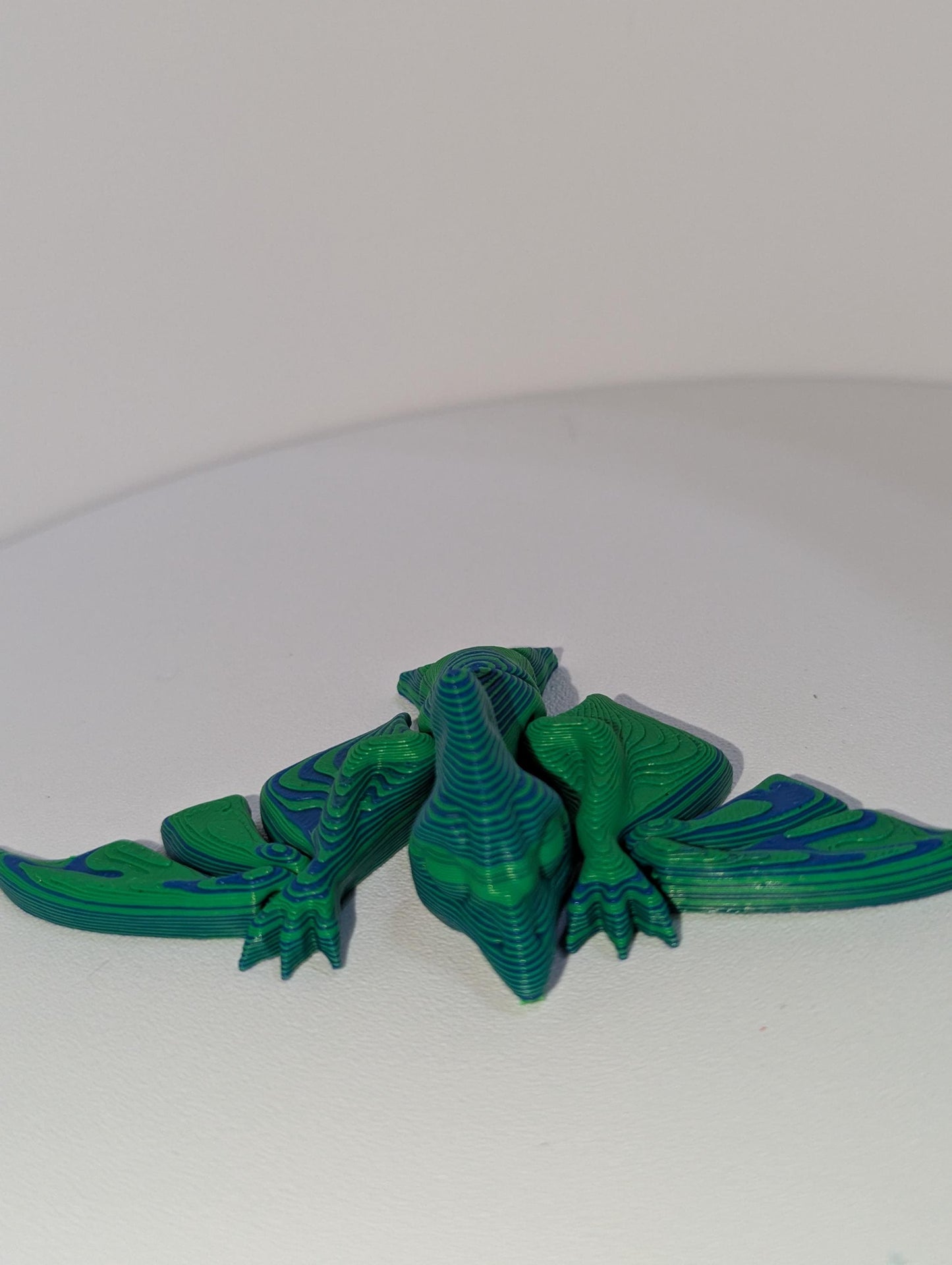 Top front profile of the adorable articulated pterodactyl. Super fun for dino lovers.