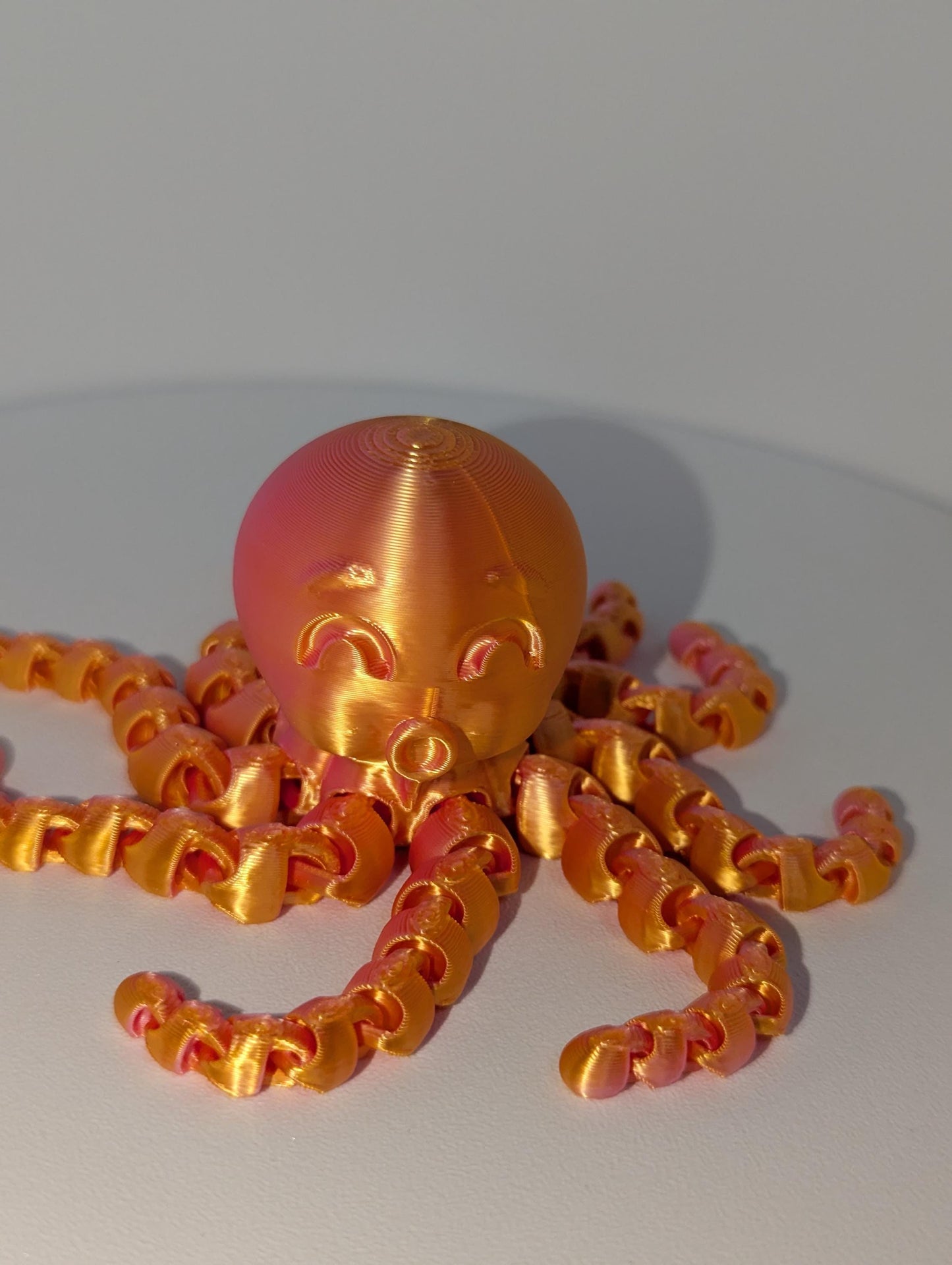 Front profile of the orange octopus