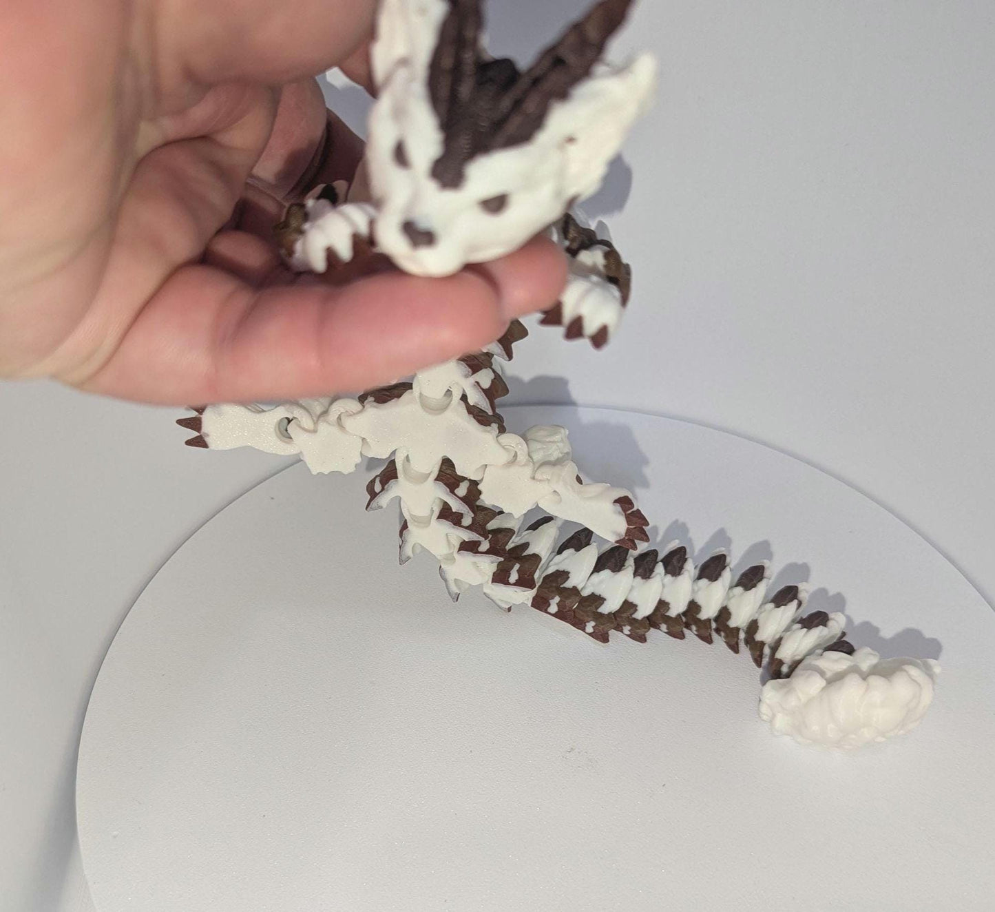 Articulating Cat Dragon 3D Printed Flexible Fantasy Creature Fidget Toy, Desk Buddy, Custom Feline dragon Egg design. Custom Cat Fidget