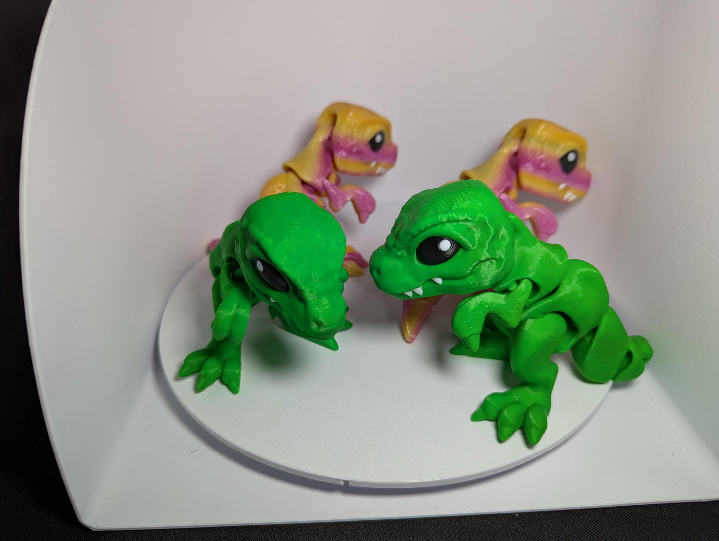 Articulated T-Rex Flexible 3D Printed Dinosaur Colored Eyes, flexible Fidget Dino, Cinder Wing 3d Design ADHD and Anxiety Relief Stress Toy