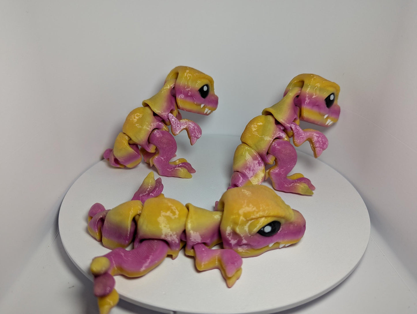 Articulated T-Rex Flexible 3D Printed Dinosaur Colored Eyes, flexible Fidget Dino, Cinder Wing 3d Design ADHD and Anxiety Relief Stress Toy