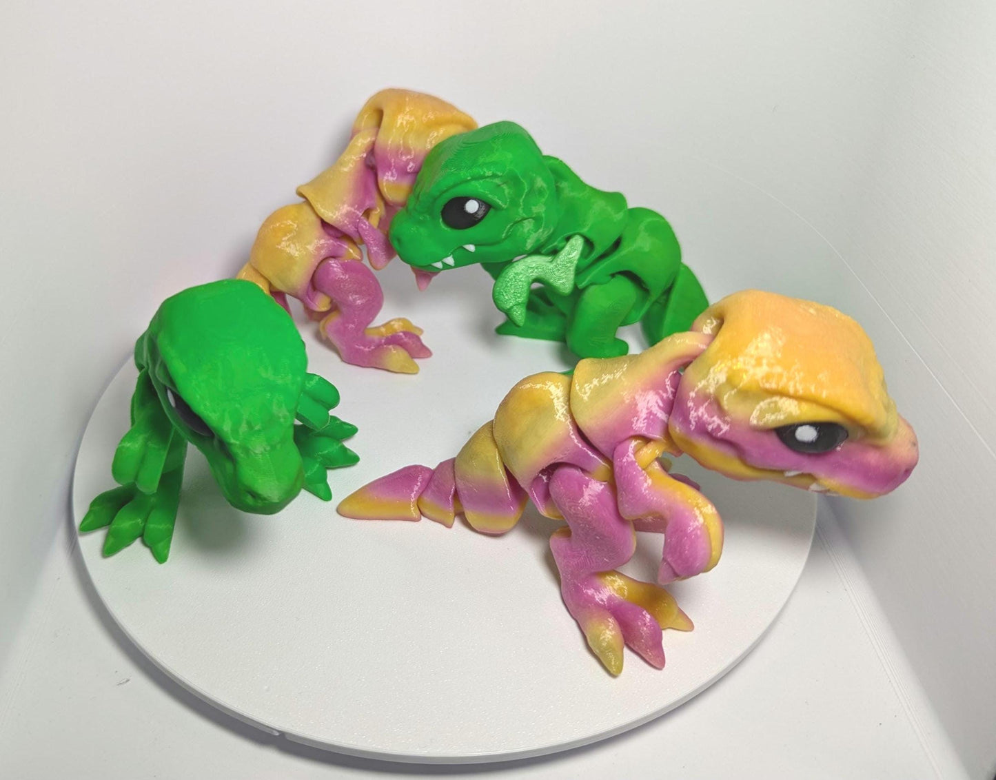 Articulated T-Rex Flexible 3D Printed Dinosaur Colored Eyes, flexible Fidget Dino, Cinder Wing 3d Design ADHD and Anxiety Relief Stress Toy