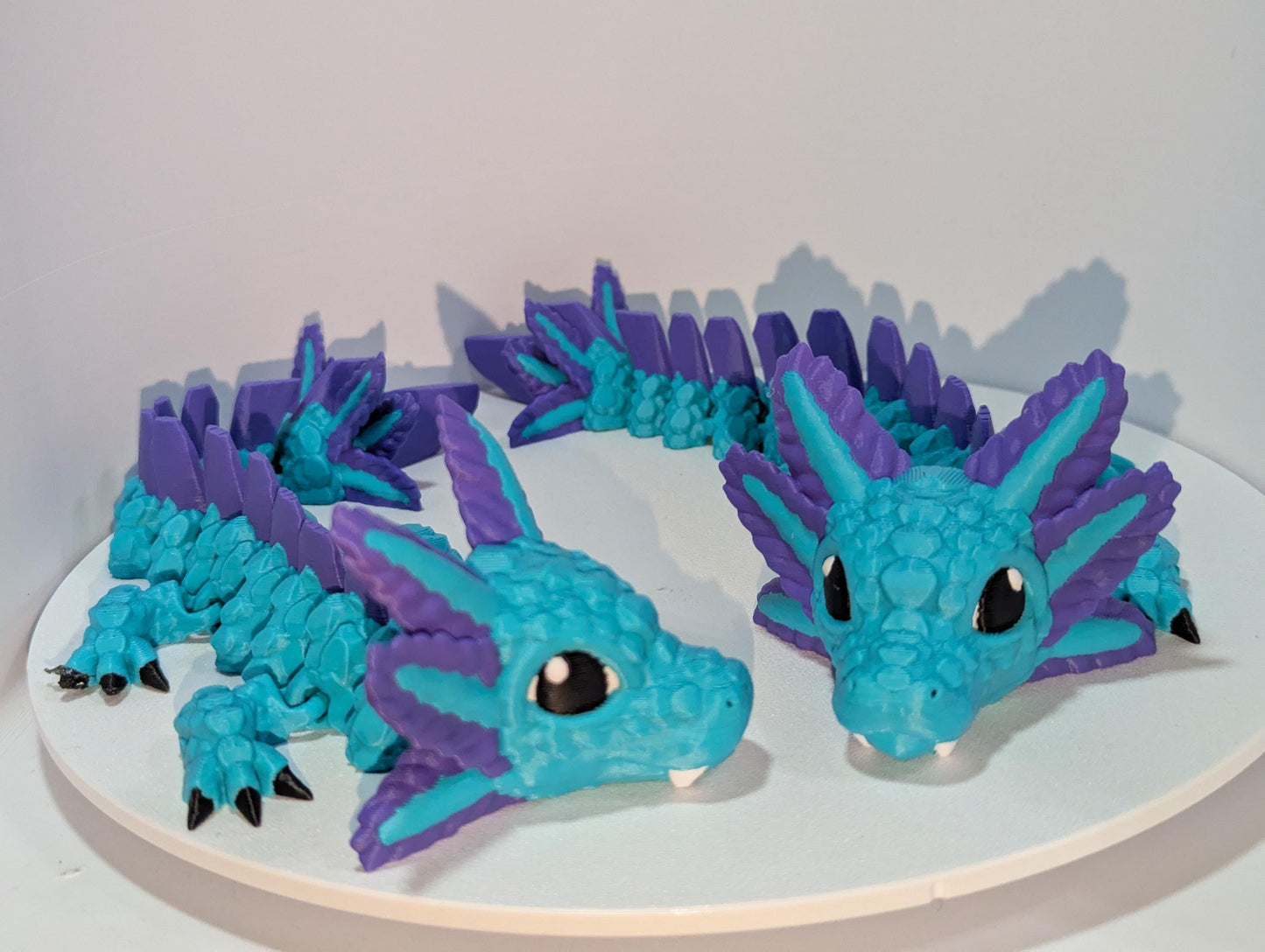Axolotl Dragon Articulated Desk Art Fidget with Enchanting Custom Eyes Colors Colorful Flexible Fantasy Creature Fidget Toy Desk Buddy,