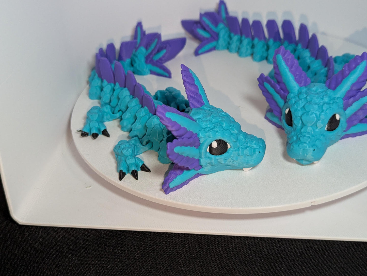 Axolotl Dragon Articulated Desk Art Fidget with Enchanting Custom Eyes Colors Colorful Flexible Fantasy Creature Fidget Toy Desk Buddy,