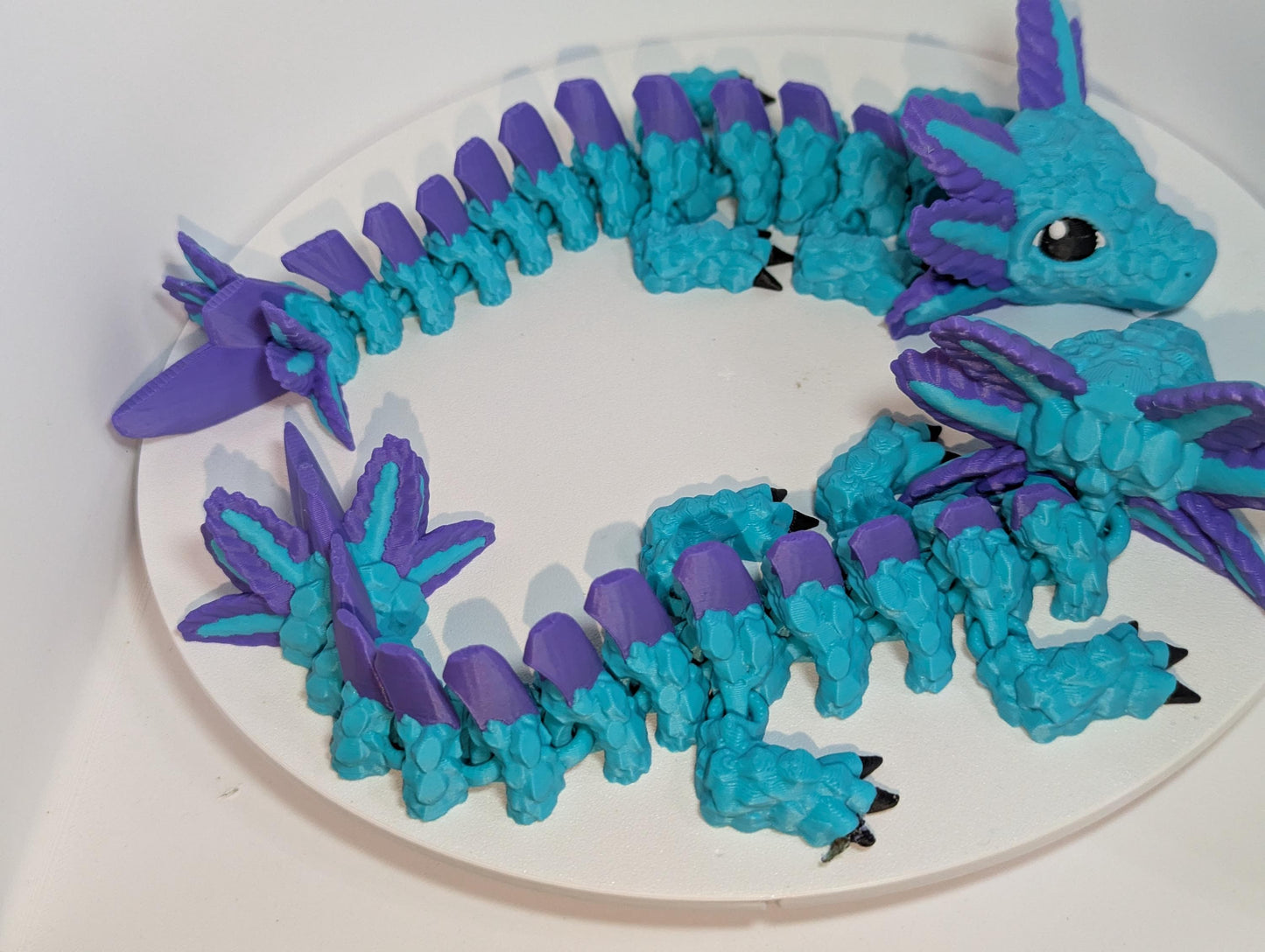 Axolotl Dragon Articulated Desk Art Fidget with Enchanting Custom Eyes Colors Colorful Flexible Fantasy Creature Fidget Toy Desk Buddy,