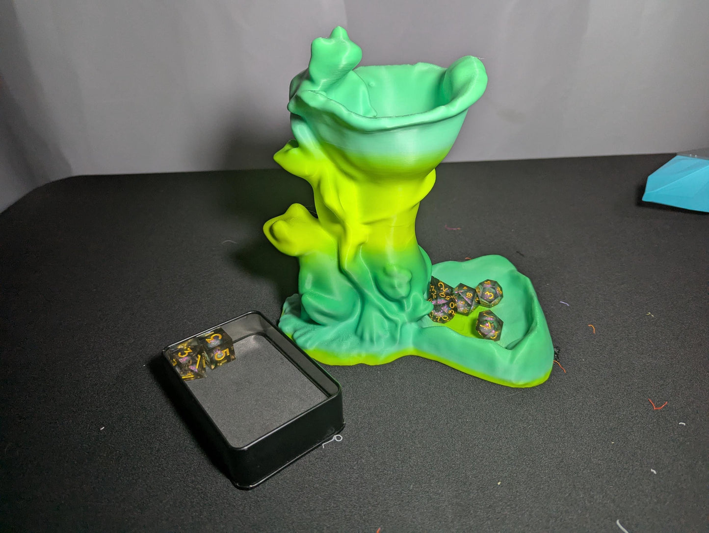 TTRPG Frog Dice Tower Whimsical 3D Printed DnD Dice Roller DnD, Pathfinder & RPG Druid Themed Dice Tower, Unique DM and player Dice Gift