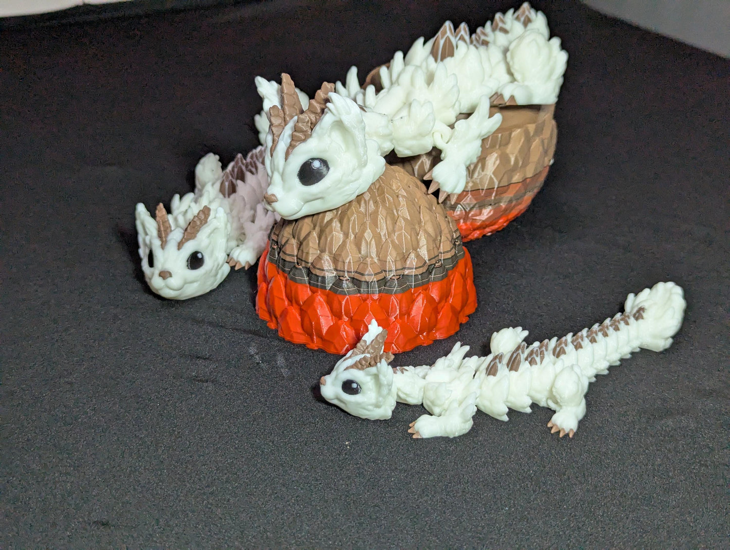 Articulating Baby Cat Dragon 3D Printed Flexible Fantasy Creature Fidget Toy, Desk Buddy, Custom Feline dragon Egg design.Custom Cat Fidget