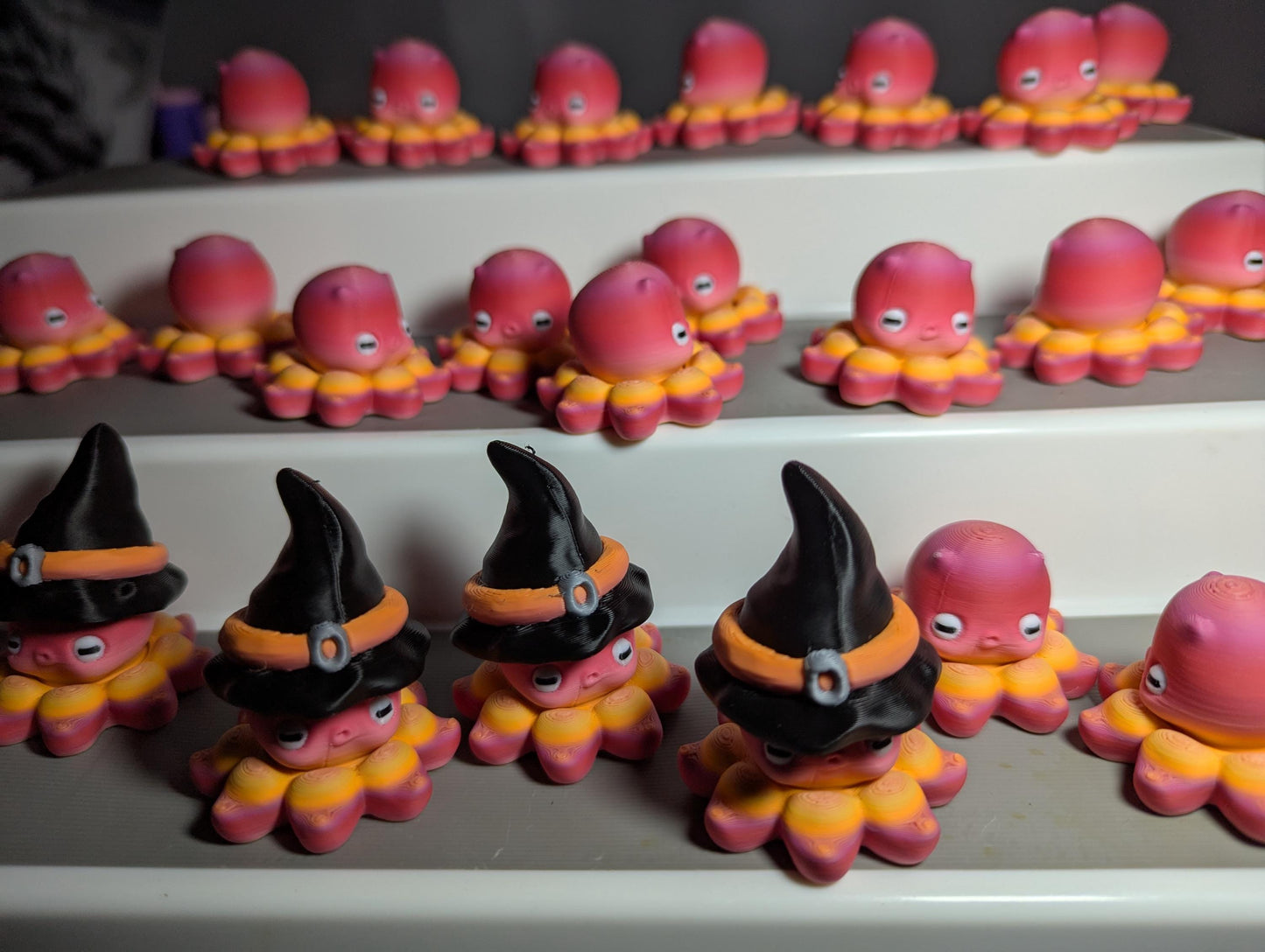 Mini Octopus Fidget Toy – Cute Pink & Orange Desk Buddy – 3D Printed Octo Collectible”