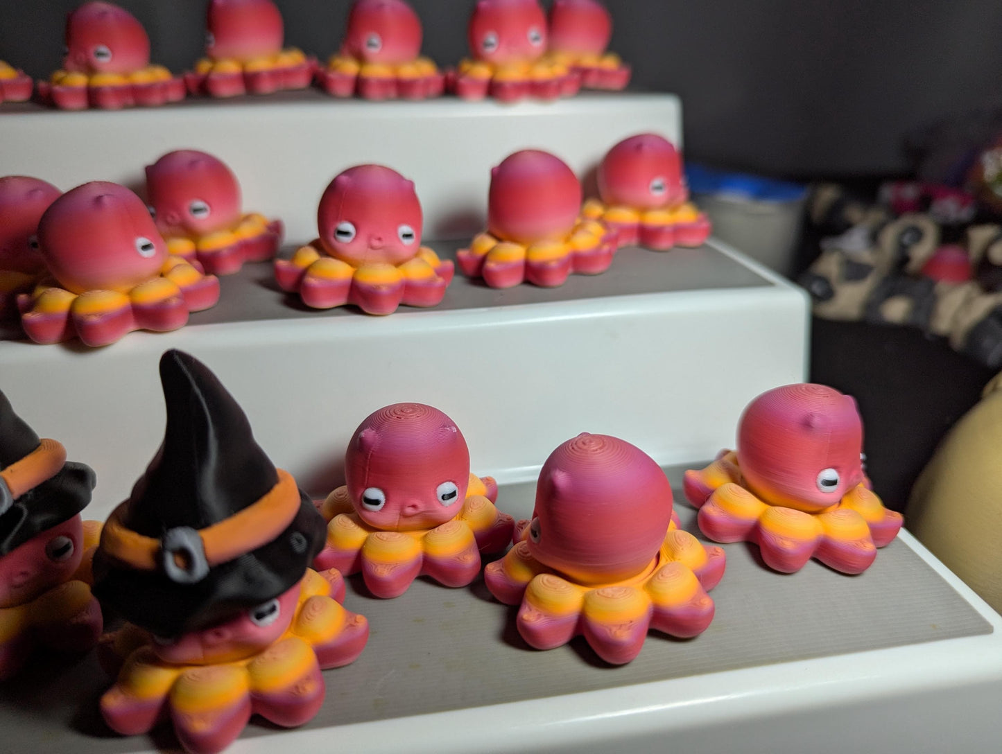 Mini Octopus Fidget Toy – Cute Pink & Orange Desk Buddy – 3D Printed Octo Collectible”