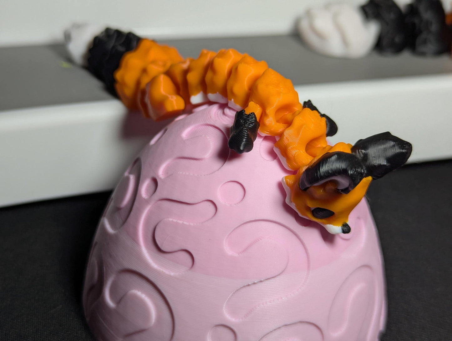 3D Printed Articulated Fox β Orange Black White Flexible Fidget Toy β Cute Fantasy Animal Desk Pet β Unique Gift for Fox Lovers & Collectors