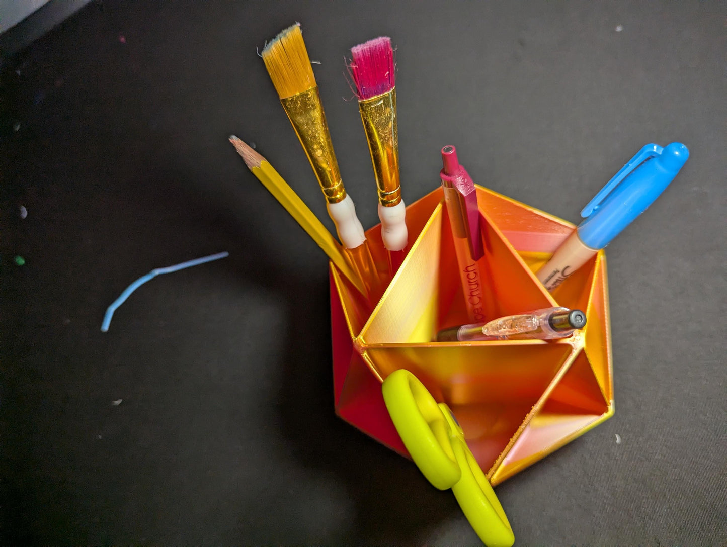 D20 Desk Organizer | Geometric 3D Printed Multi color Pen Brush Holder | Modern Office Decor | D&D desk holder| Dice D 20 Holder