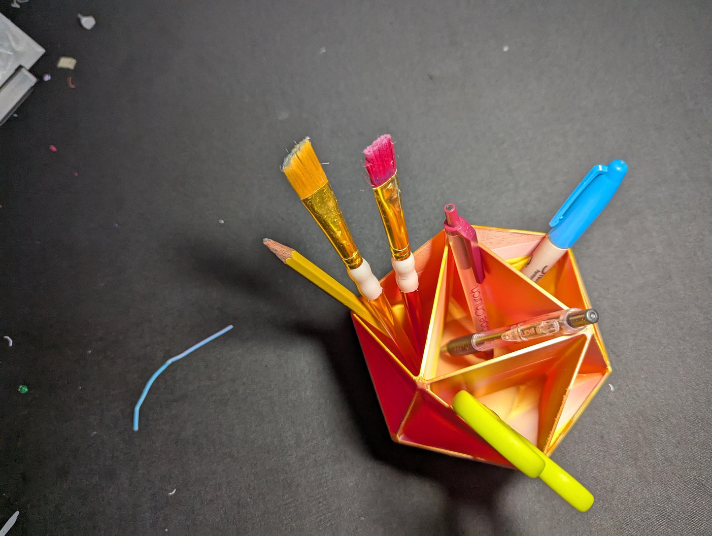 D20 Desk Organizer | Geometric 3D Printed Multi color Pen Brush Holder | Modern Office Decor | D&D desk holder| Dice D 20 Holder