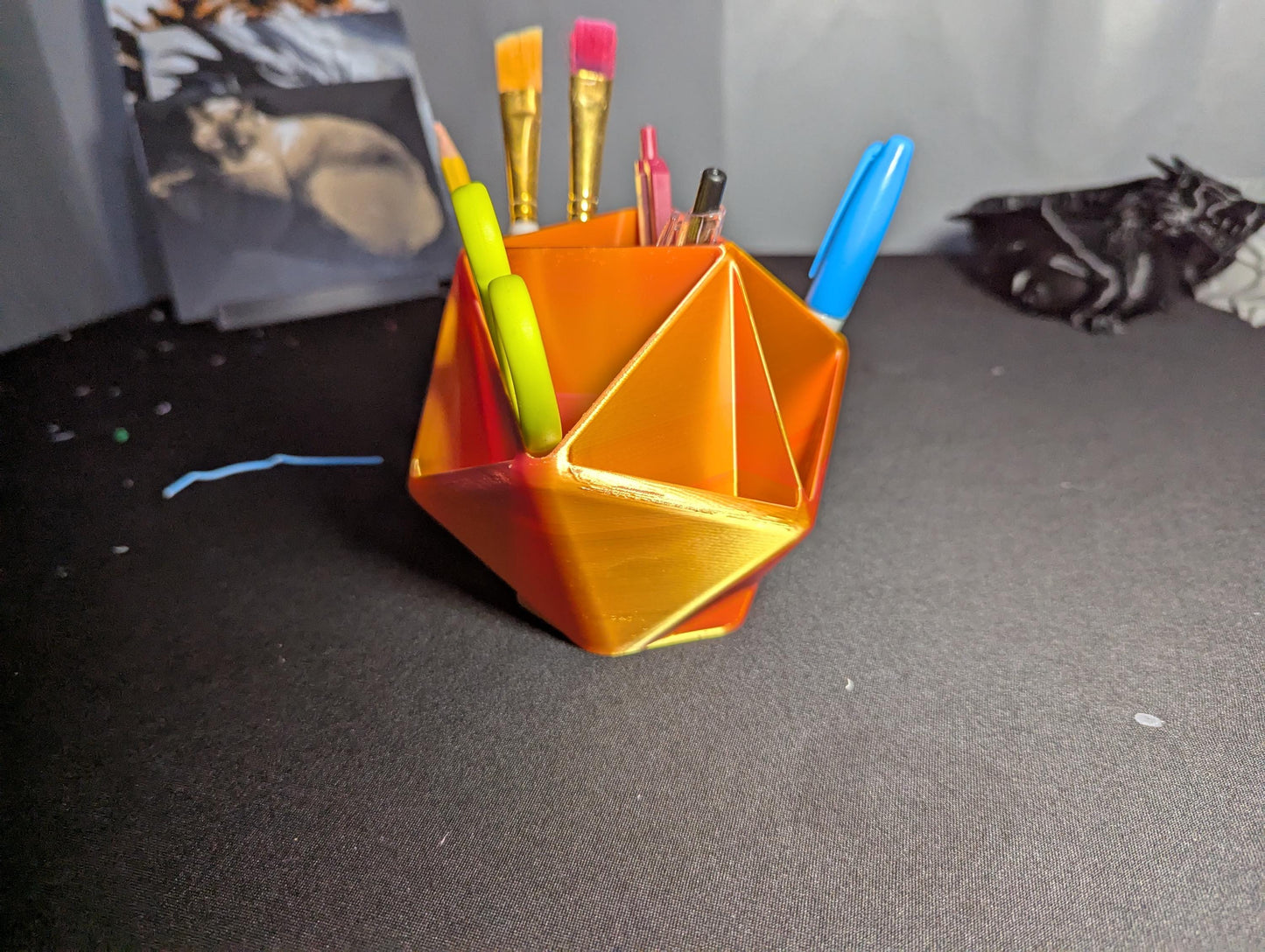 D20 Desk Organizer | Geometric 3D Printed Multi color Pen Brush Holder | Modern Office Decor | D&D desk holder| Dice D 20 Holder
