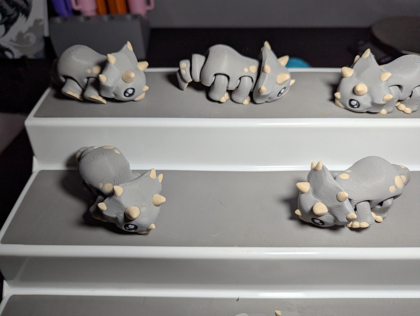 Mini Articulated Triceratops β Gray Dino Fidget Toy β Cute 3D Printed Dinosaur Desk Pet