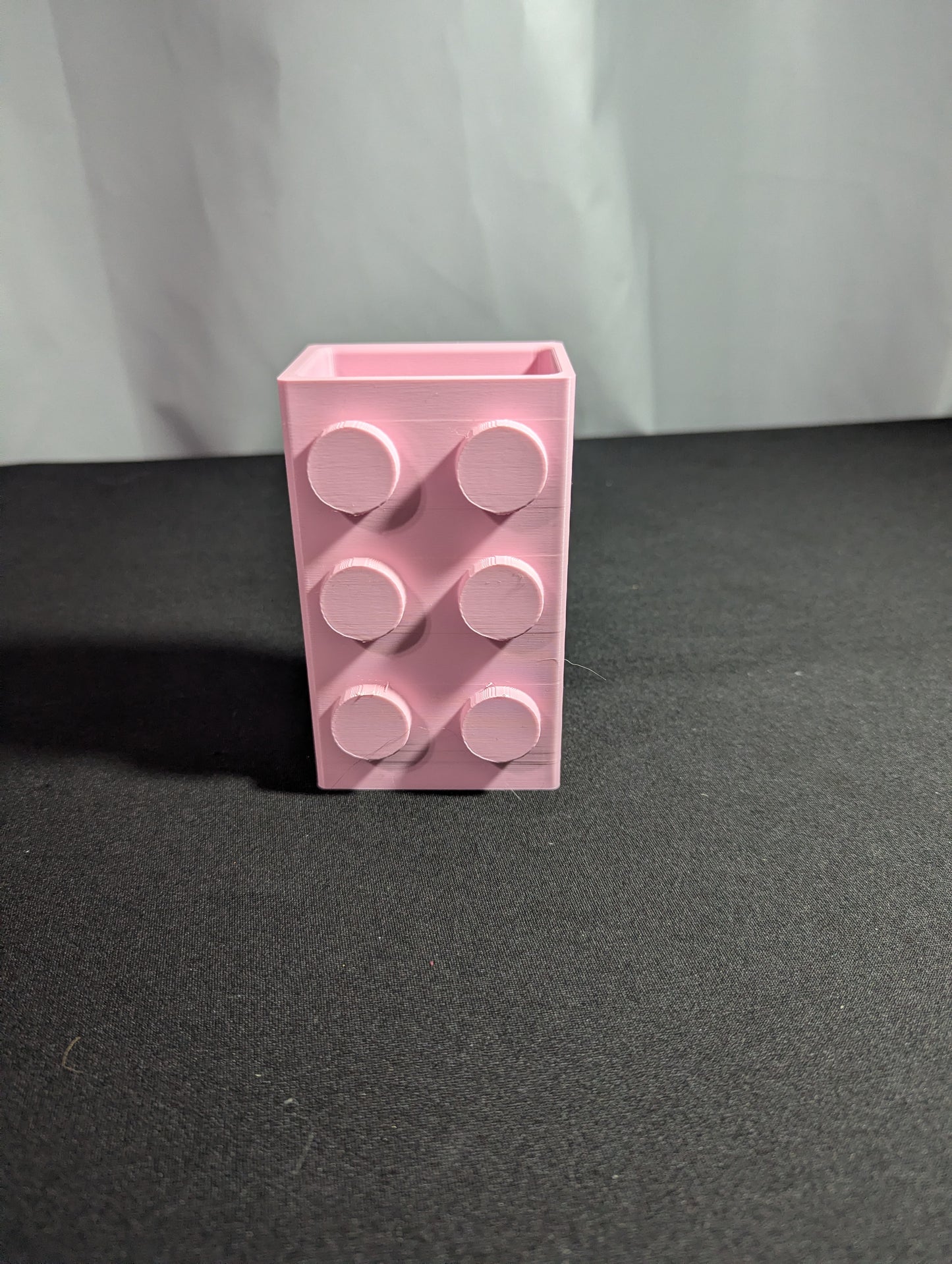 Brick-Inspired Pen Holder