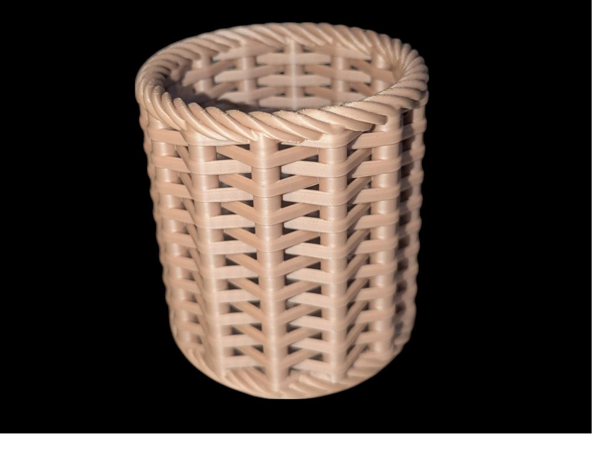Woven designed pen holder