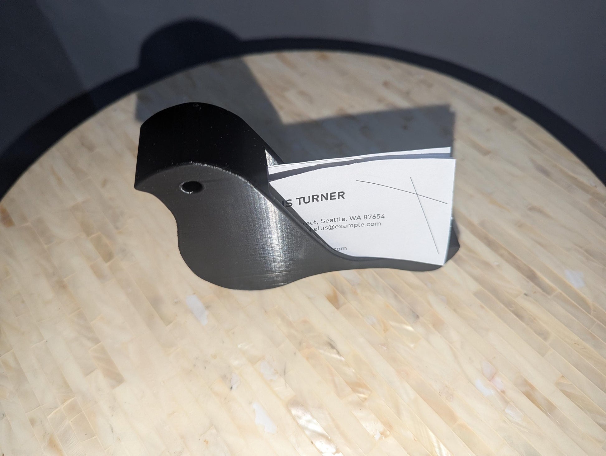 Bird Business Card Holder - Elegant 3D Printed Desk Organizer - Modern Office Decor for Professionals- Office Accessory- Bird Card Stand