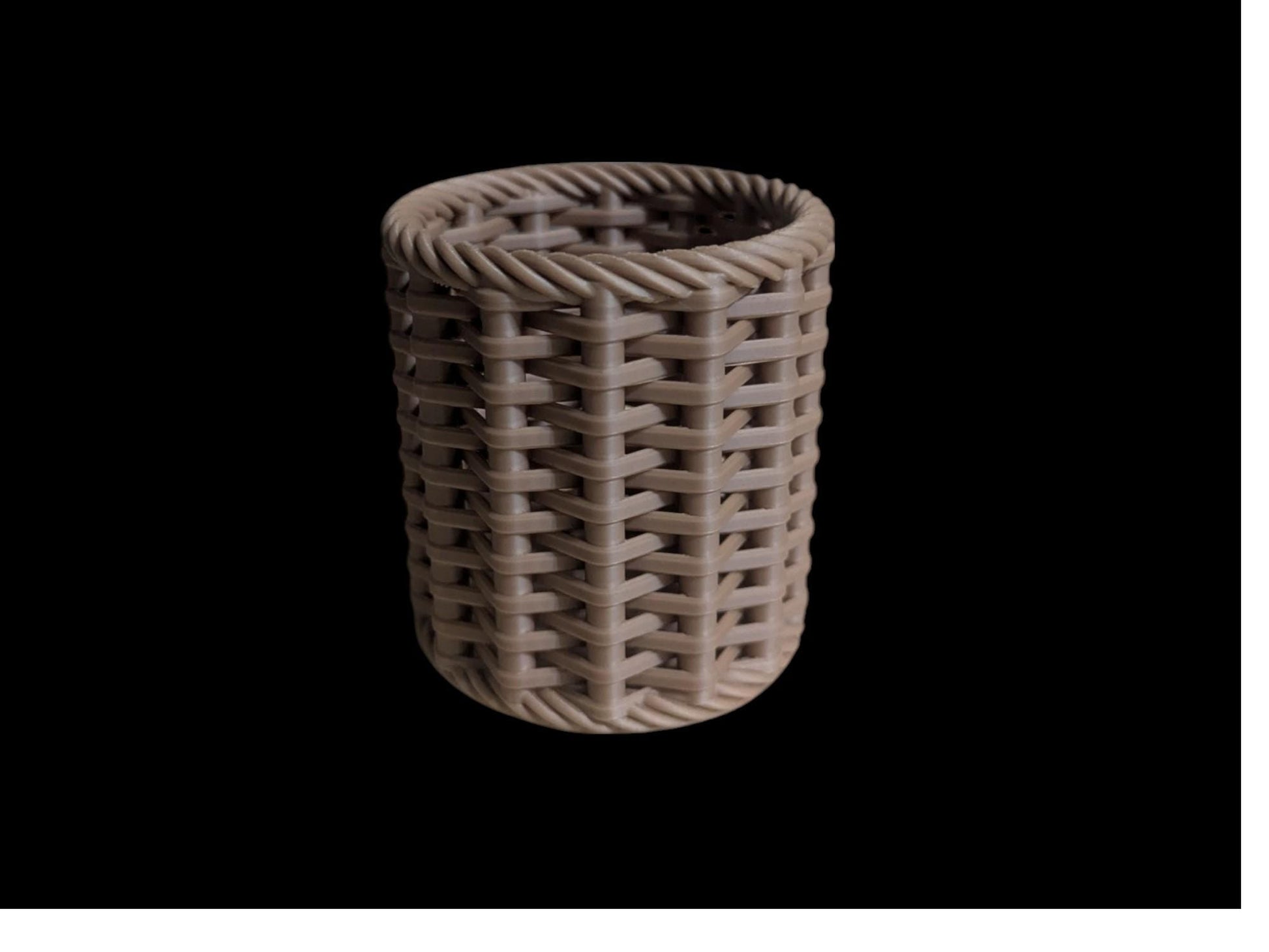 Woven designed pen holder side profile