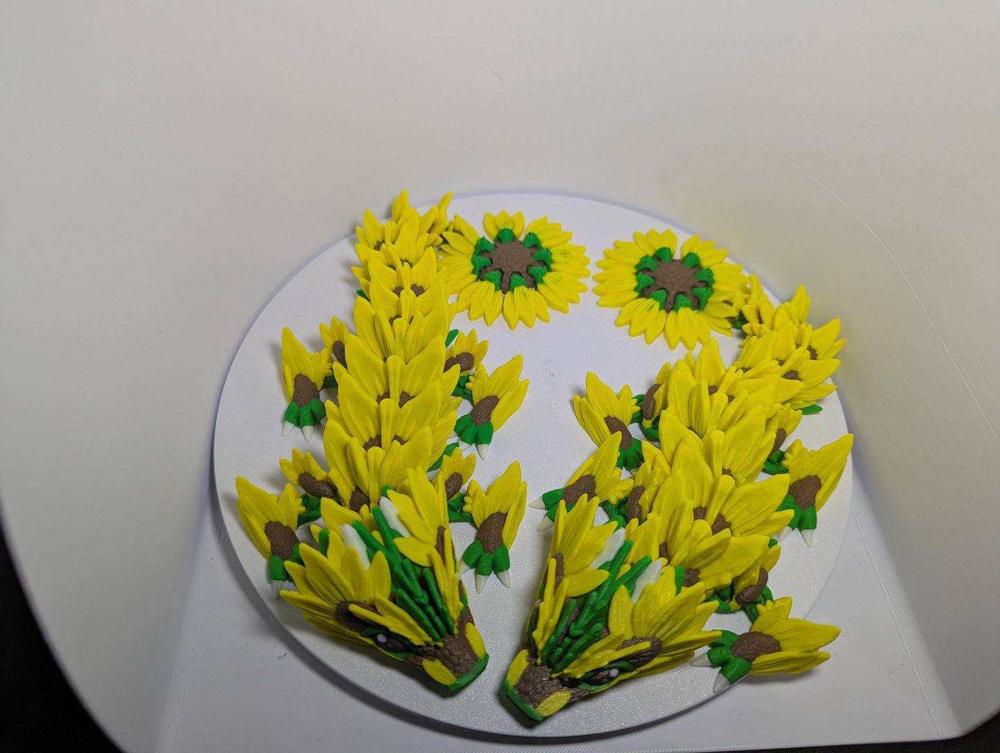 3D Printed Sunflower Dragon | Articulated Flower Dragon Figurine | Fidget Toy Fantasy Dragon | Articulated Dragon ADHD and Anxiety Relief