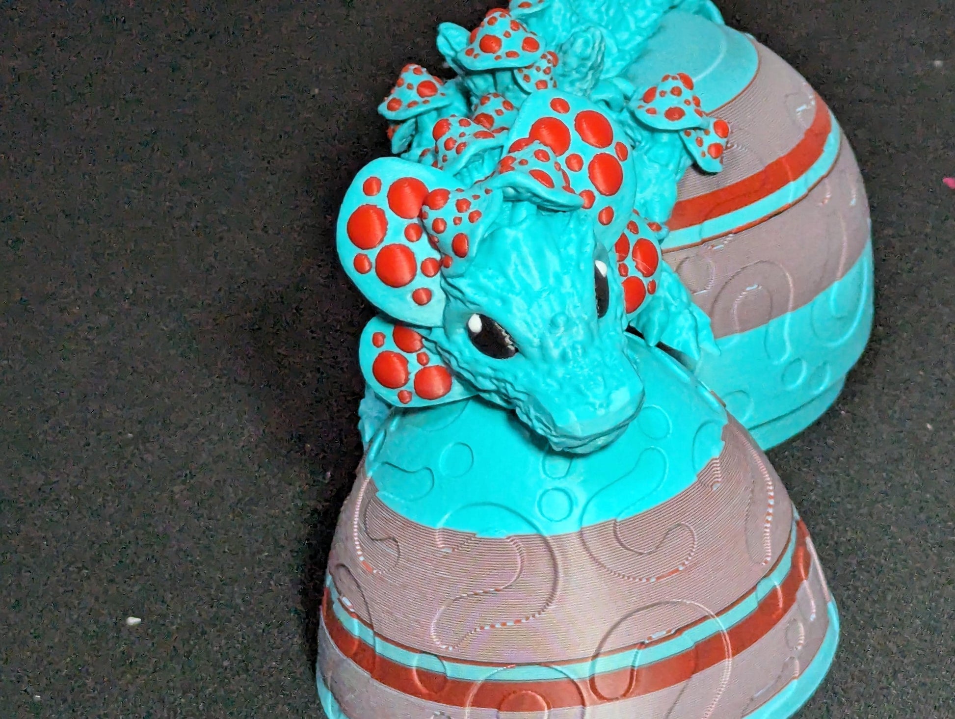 Articulated Mushroom Baby Dragon Mystical Dragon 3D Print Fantasy Poseable Figure Colorful, Fungi-Inspired Dragon Anxiety and Stress Relief