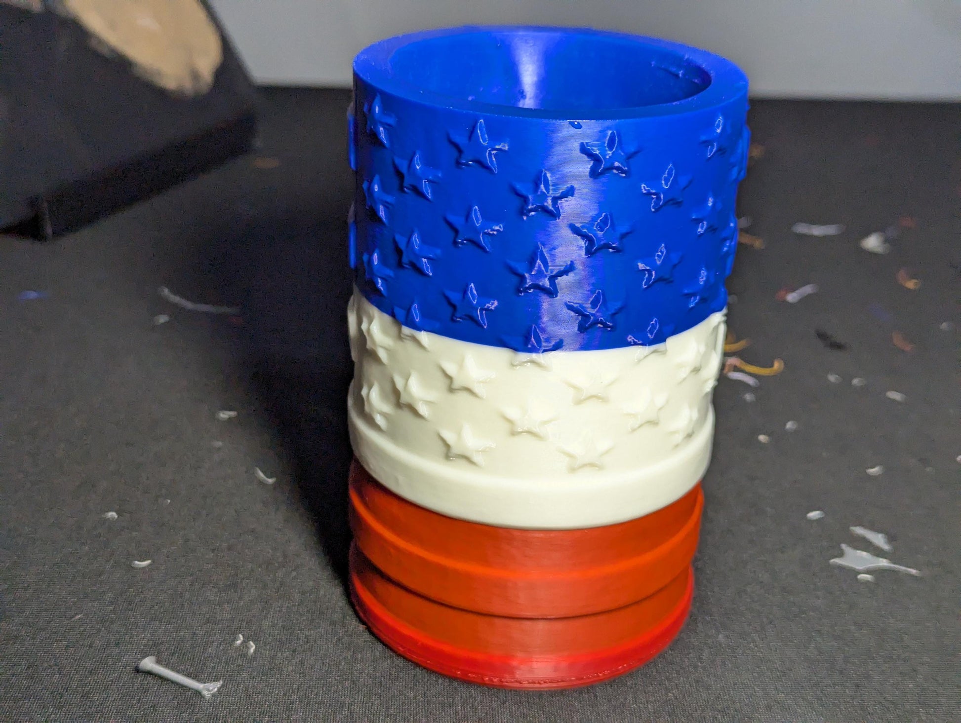 Stars & Stripes Drink Mug – Red White Blue Can Cozy - 3D Printed Fun Patriotic Beer Bottle Holder- American Flag Brew Mug - Unique Can Cup