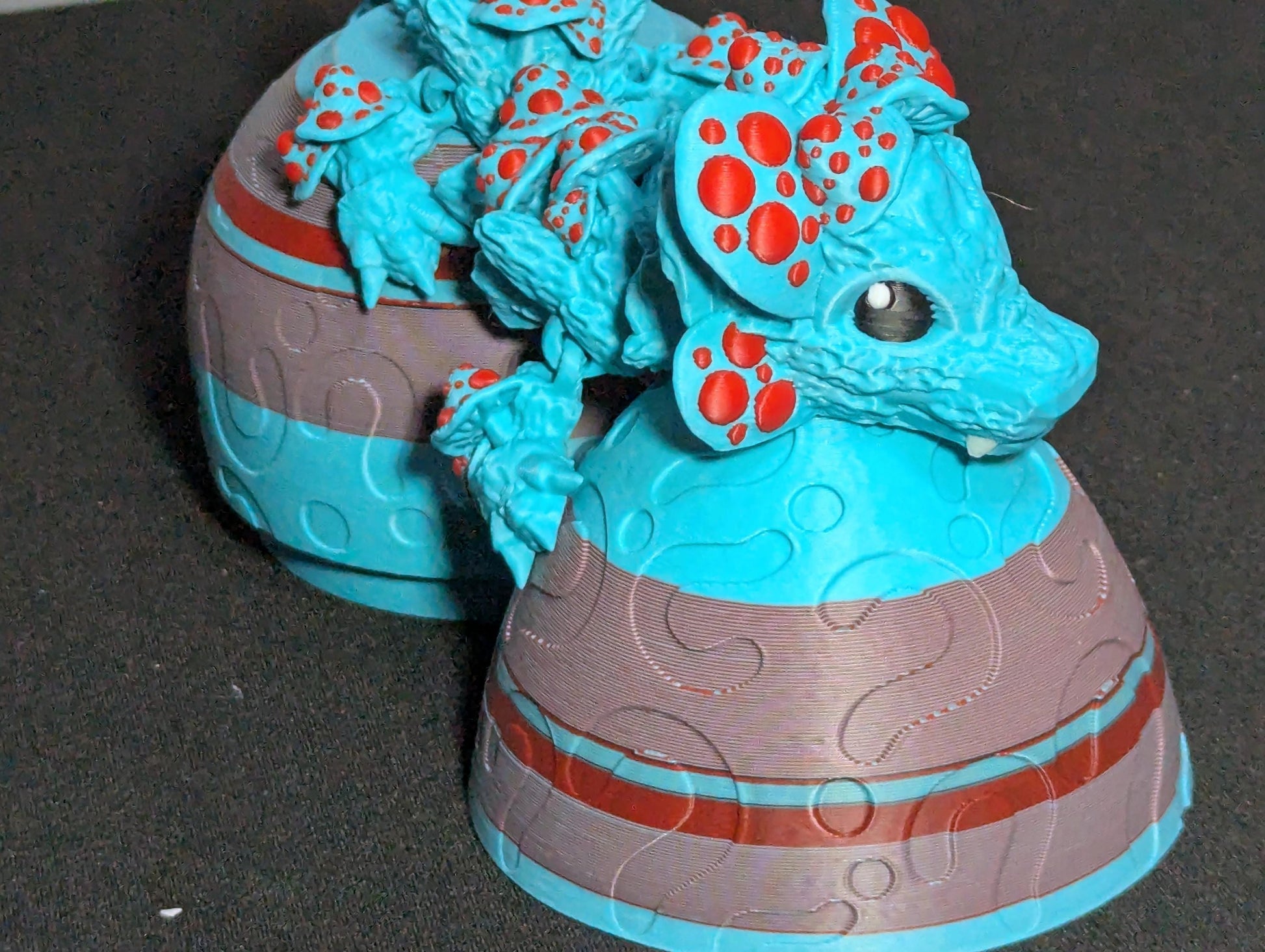 Articulated Mushroom Baby Dragon Mystical Dragon 3D Print Fantasy Poseable Figure Colorful, Fungi-Inspired Dragon Anxiety and Stress Relief