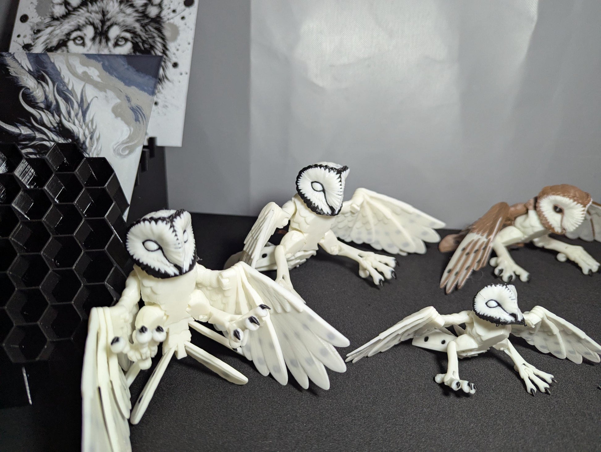 Articulated Barn Owl Figurine – Poseable Barn Owl with Movable Wings Poseable Owl Toy – Articulated Barn Owl 3D Print Collectible