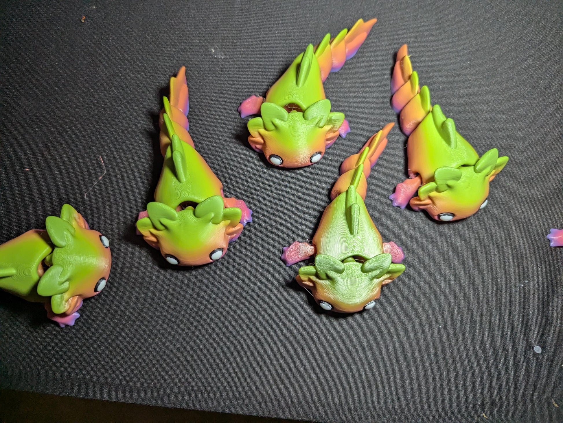 Rainbow Axolotl Fidget Toy – 3D Printed Articulated Cute Creature- Cute Axolotl Figurine