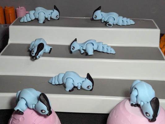 3D Printed Articulated Parasaur Blue Black Flexible Dinosaur Fidget Toy Cute Dino Figurine Unique Gift for Dinosaur Lovers Desk Pet Decor