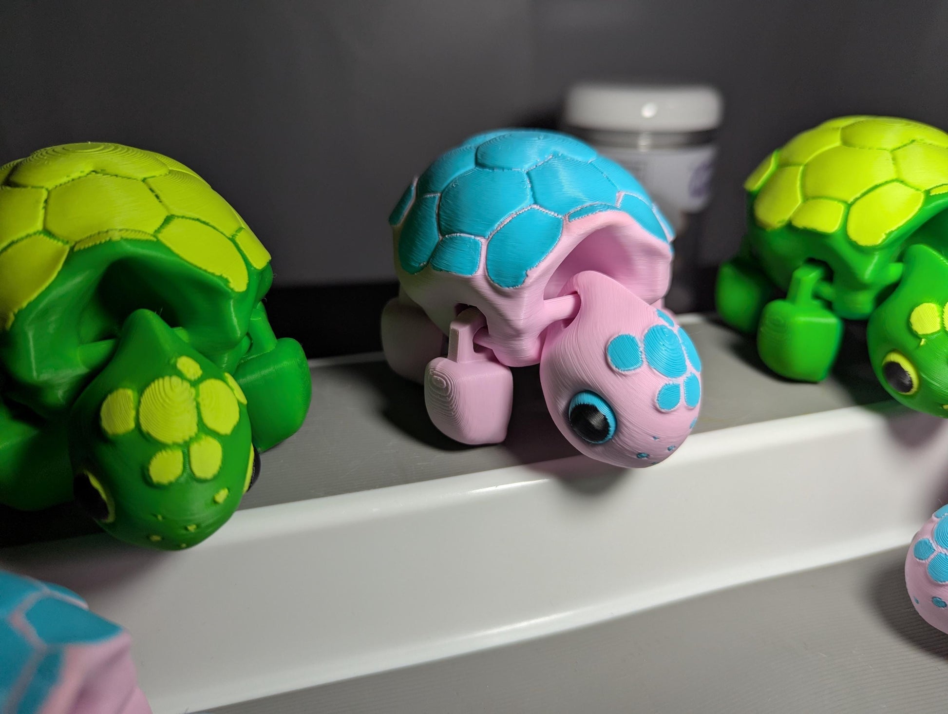 3D Printed Articulated Turtle Fidget Toy – Cute Turtle Desk Pet, Flexible Animal Gift for Kids & Adults, Colorful Collectible Desk Decor