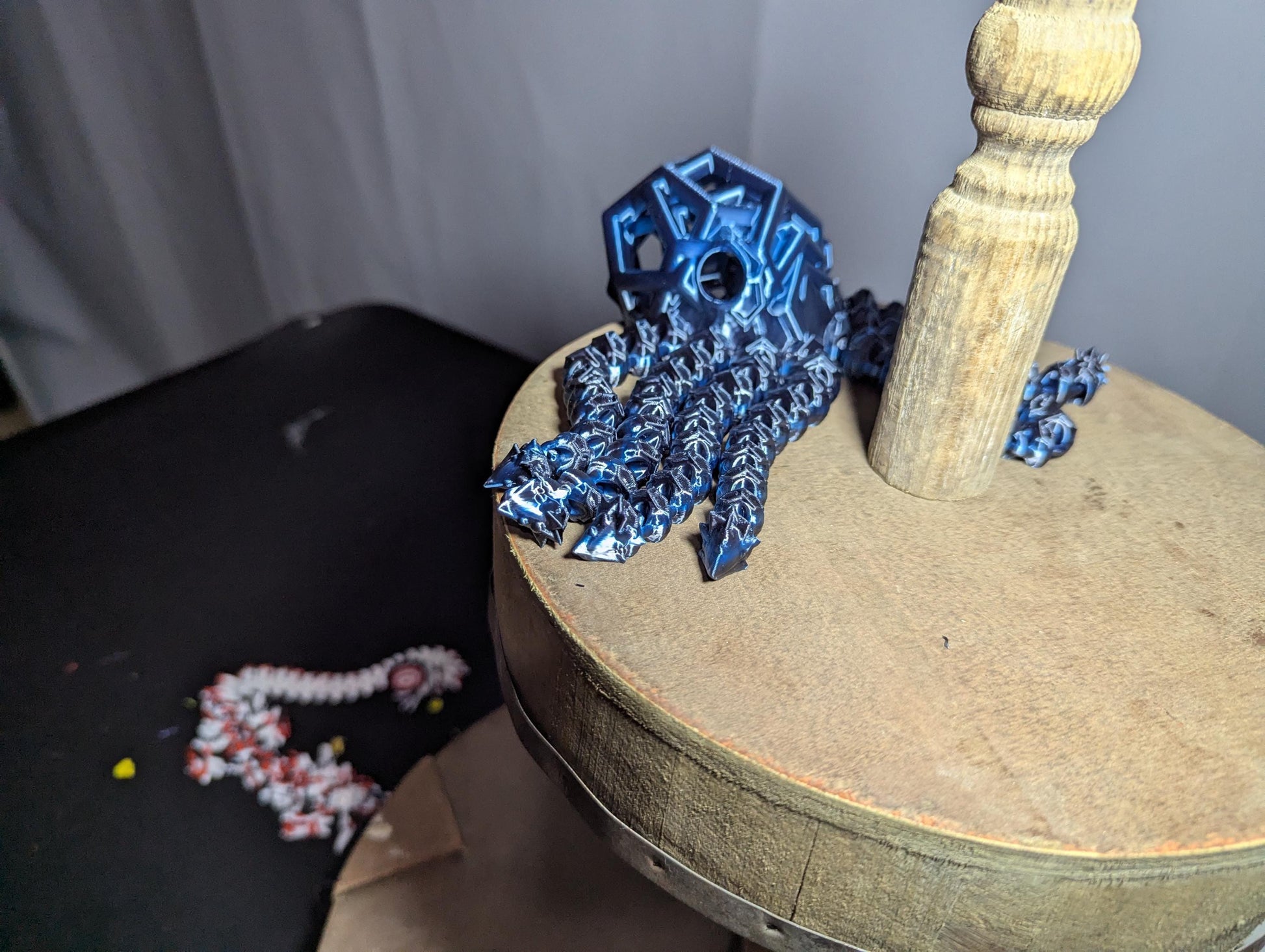 Geometric Octopus Fidget Toy Articulated 3D Printed Modern Desk Decor Office Abstract Minimalist Stress Relief Flexible Animal
