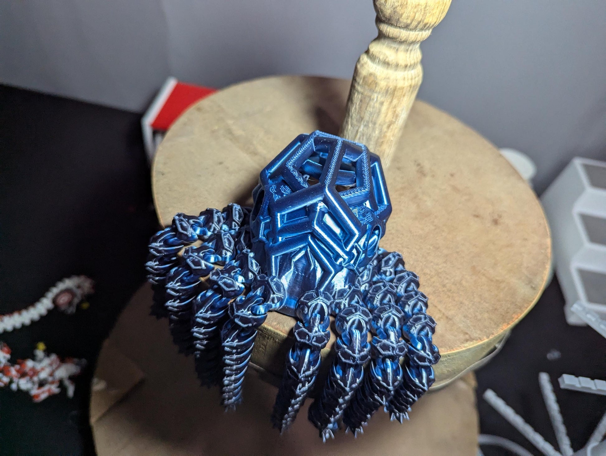 Geometric Octopus Fidget Toy Articulated 3D Printed Modern Desk Decor Office Abstract Minimalist Stress Relief Flexible Animal