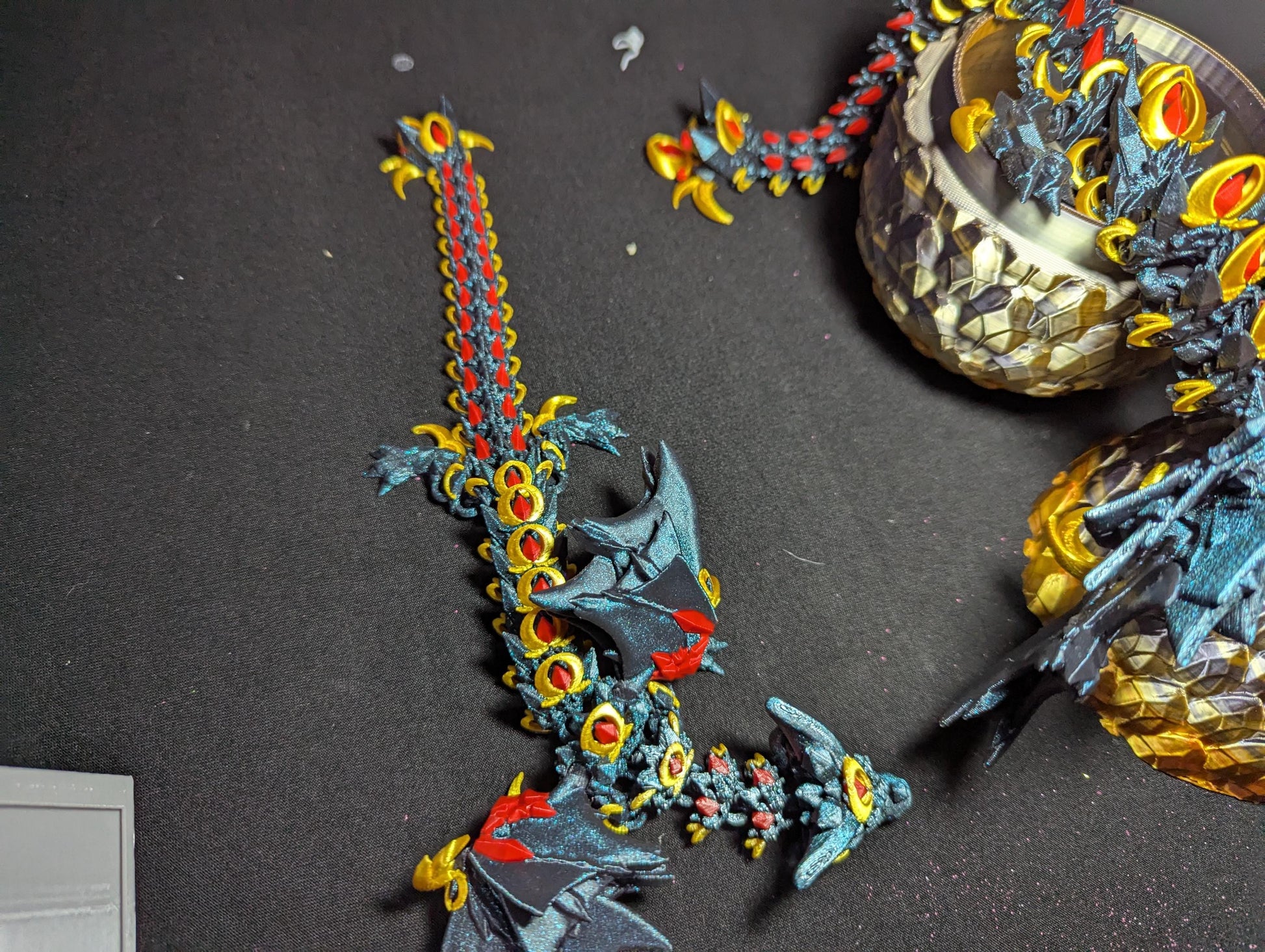 Nightwing Dragon Articulated 3D Printed Fantasy Bat Fidget Toy Multi-Joint Flexible Desk Display Print-in-Place Anxiety and ADHD Stress Toy