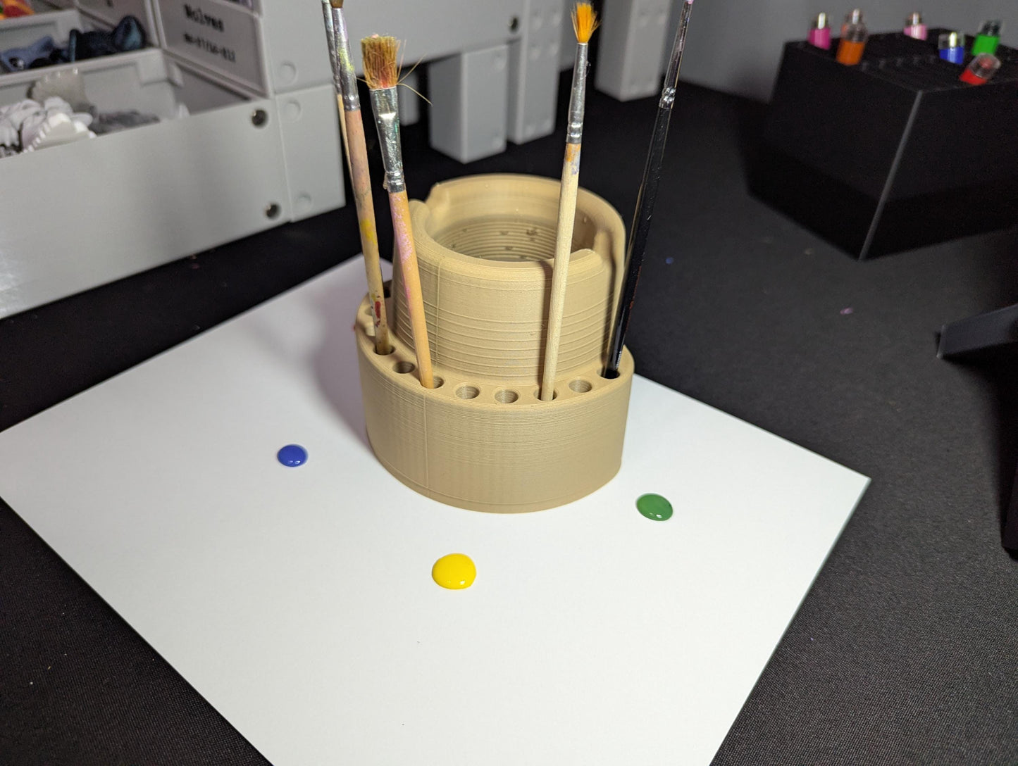 Artist Paint Brush Holder Cleaning Station 3D Printed Water Pot Organizer Desktop Art Studio Tool