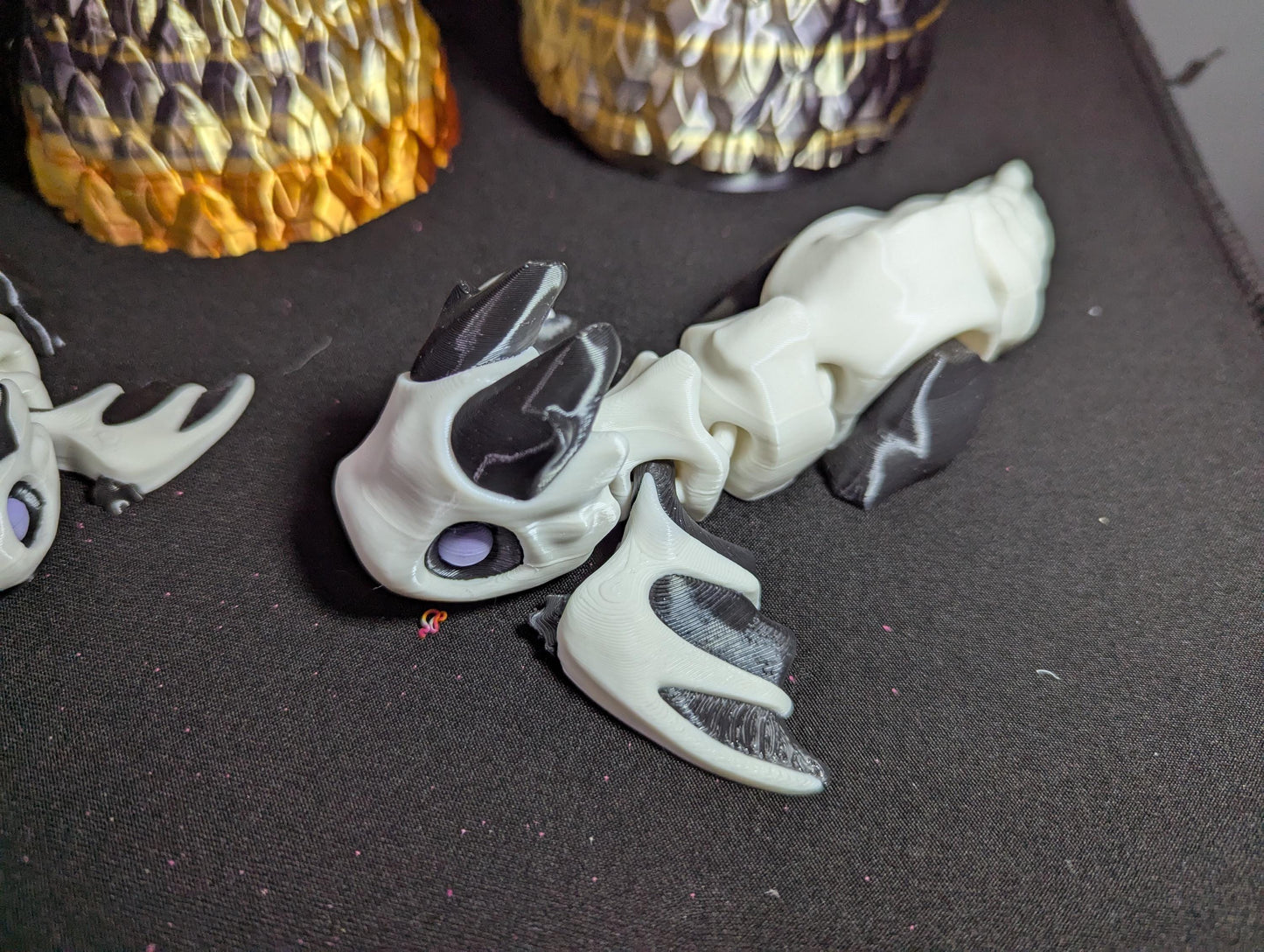 Skeleton Dragon Bone Marrow 3D Printed Articulated Gothic Fantasy Fidget Toy White Anatomical Anxiety and ADHD Stress Relief Fidget
