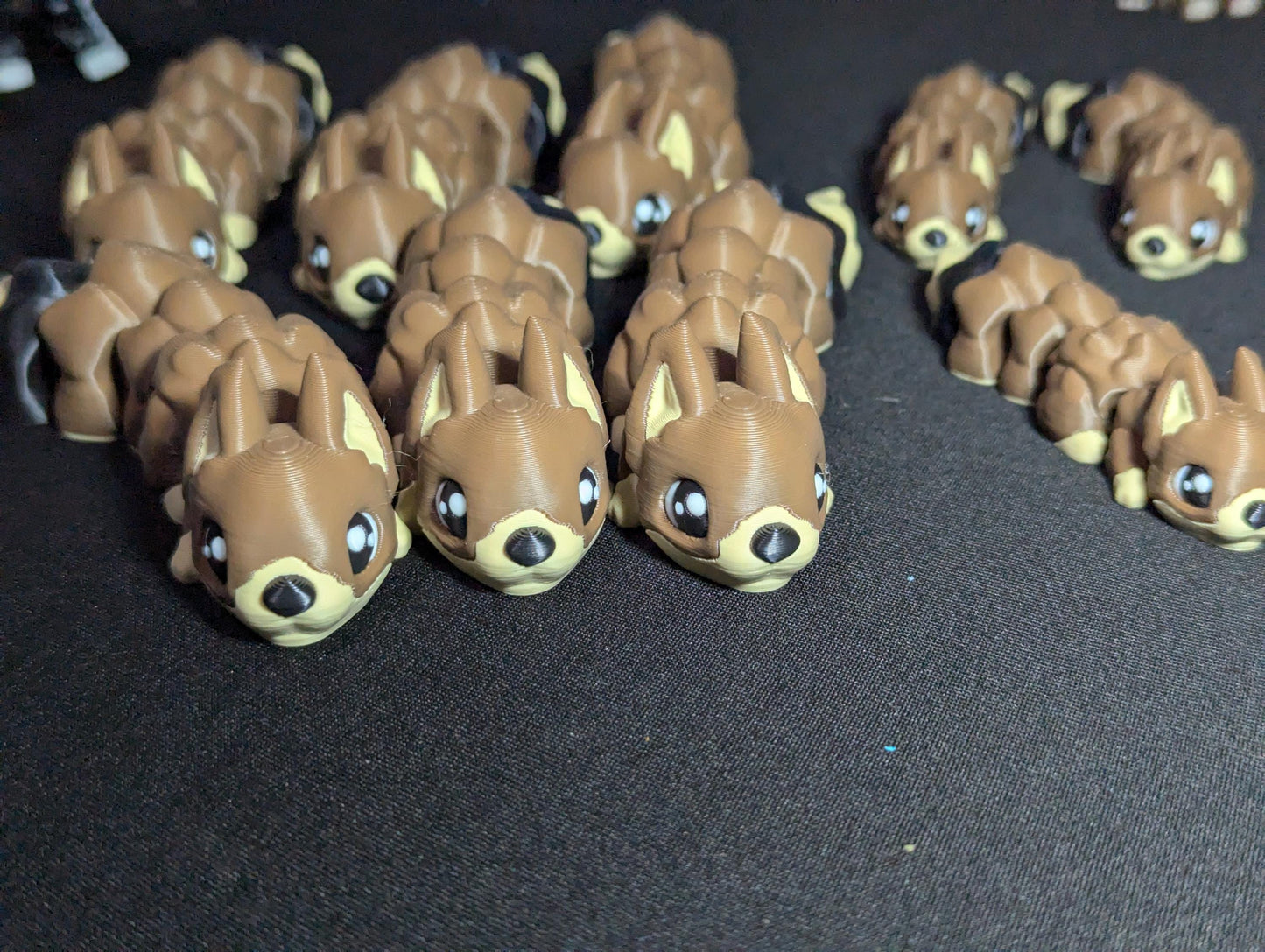 Articulated Squirrel Fidget Toy – 3D Printed Woodland Animal | Flexible Collectible Desk Pet | Cute Stress Relief Gift for Nature Lovers