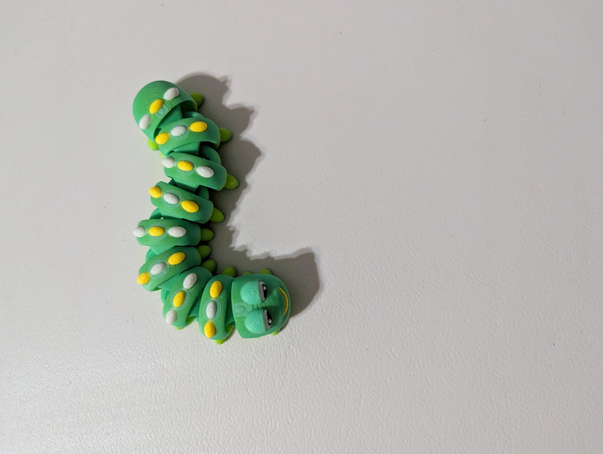 Articulated Caterpillar – 3D Printed Fidget Toy | Cute Wiggle Bug Desk Pet
