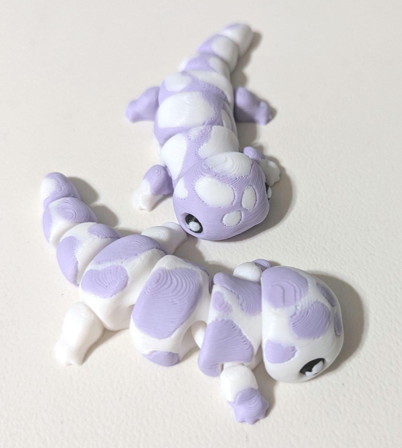 Articulated Salamander – 3D Printed Fidget Toy | Cute Desk Pet Lizard | Flexible Collectible Figurine