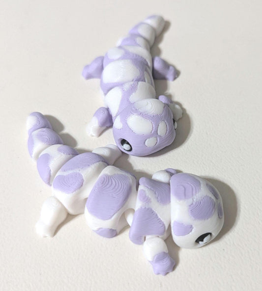 Articulated Salamander – 3D Printed Fidget Toy | Cute Desk Pet Lizard | Flexible Collectible Figurine
