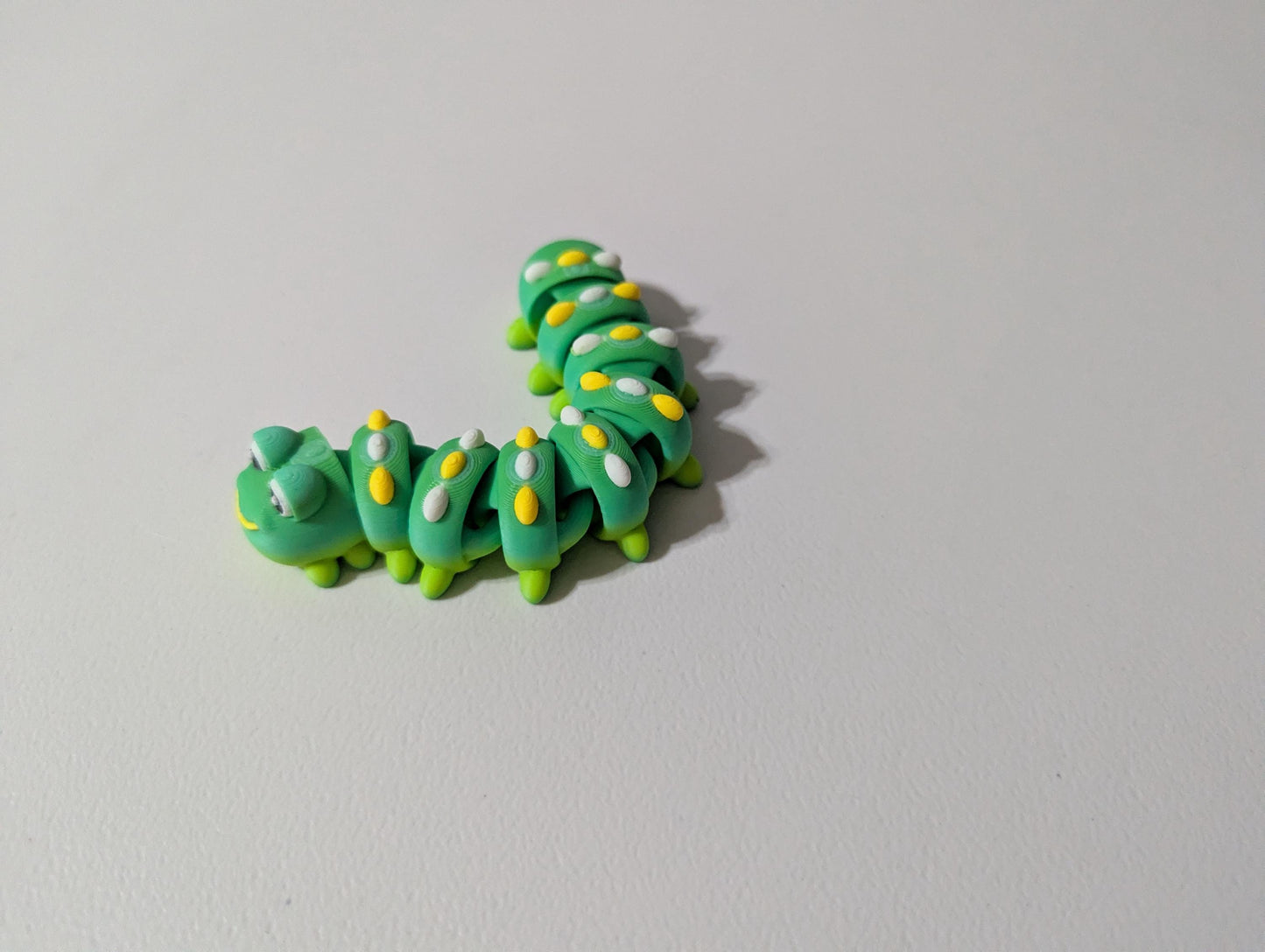 Articulated Caterpillar – 3D Printed Fidget Toy | Cute Wiggle Bug Desk Pet