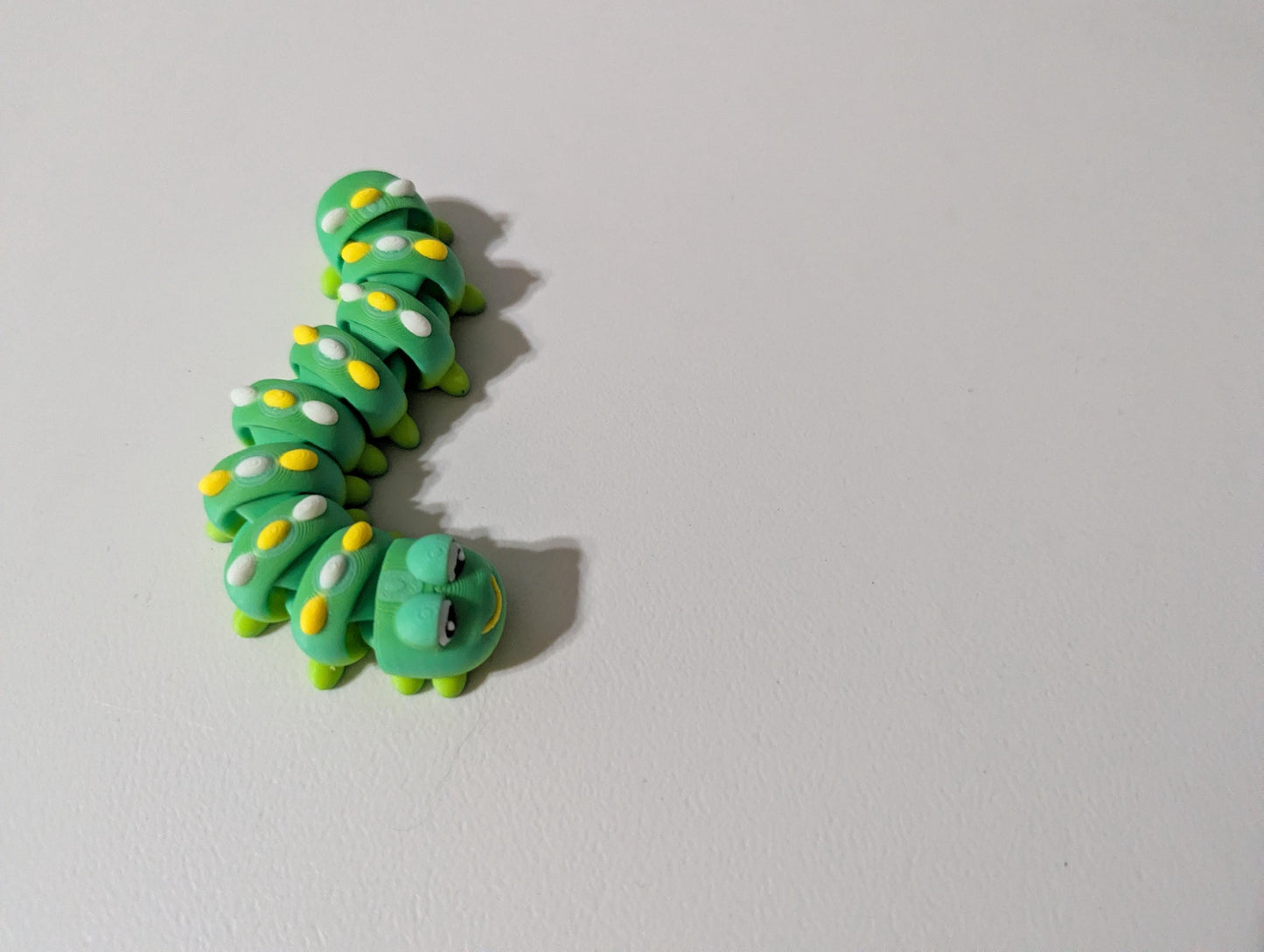 Articulated Caterpillar – 3D Printed Fidget Toy | Cute Wiggle Bug Desk Pet