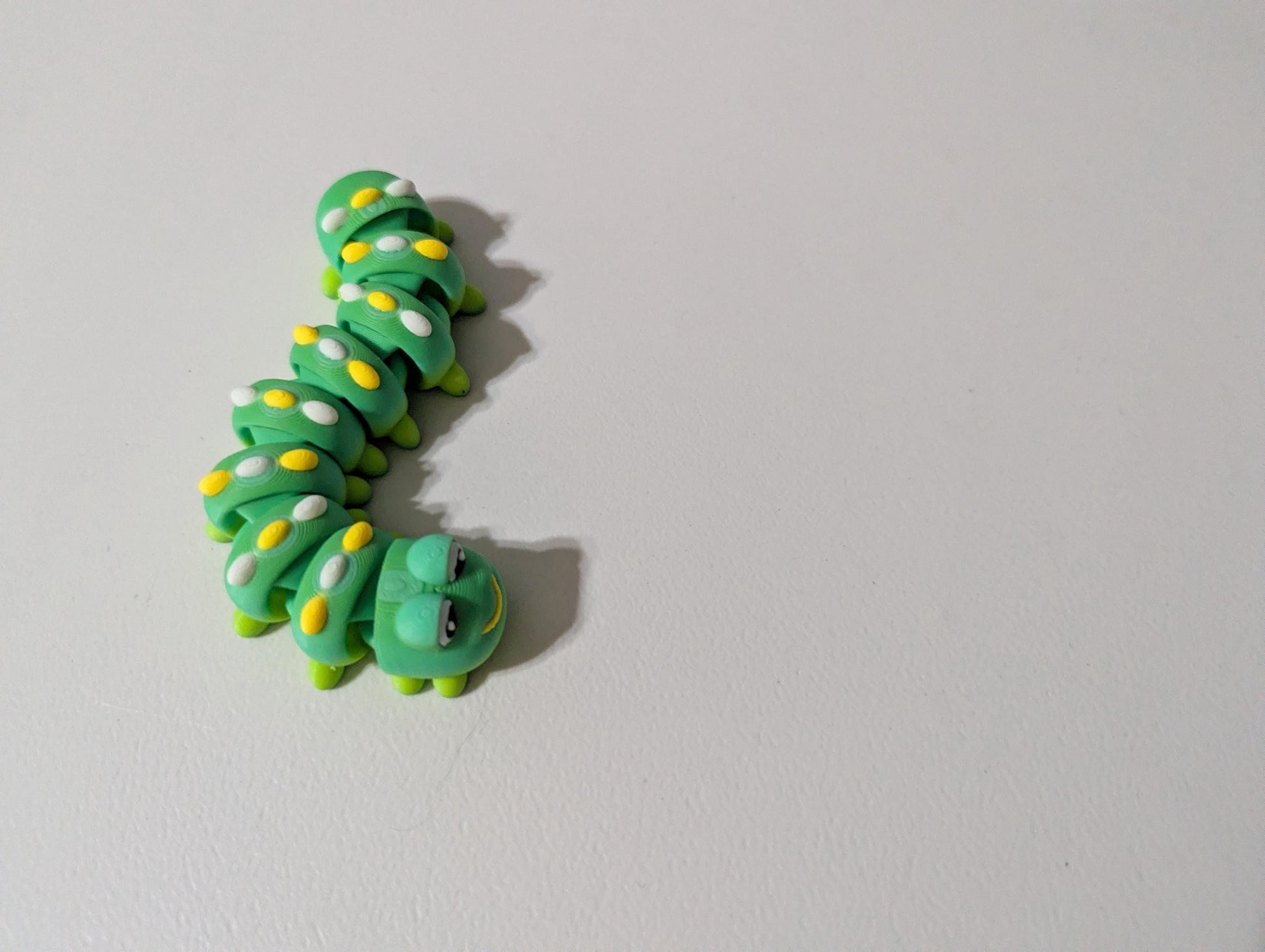 Articulated Caterpillar – 3D Printed Fidget Toy | Cute Wiggle Bug Desk Pet