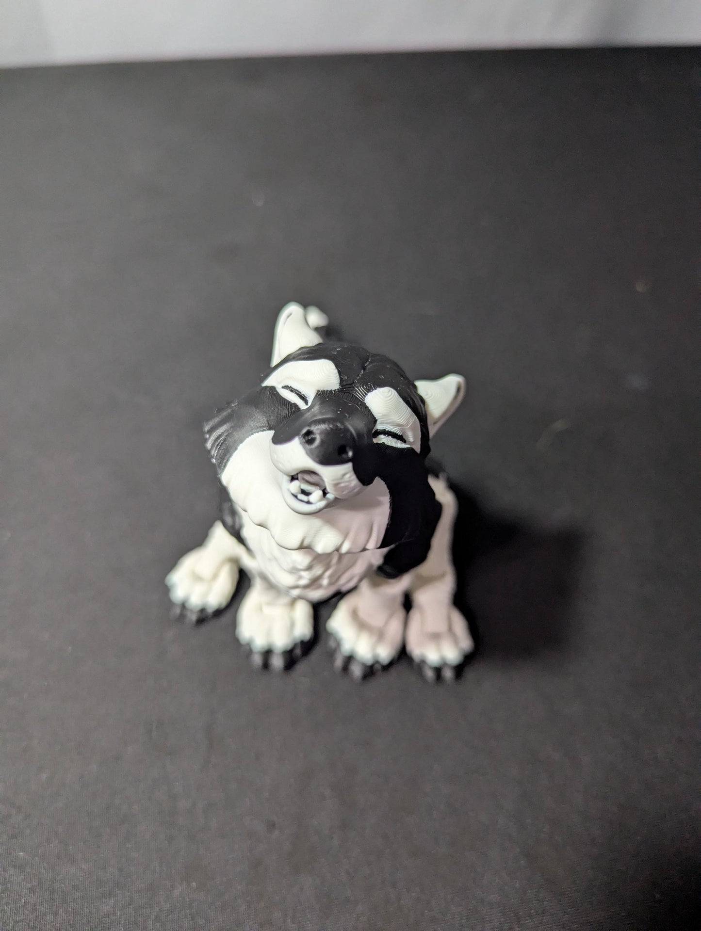 Articulated Wolf Figure with Interchangeable Heads – 3D Printed Wolf Collectible