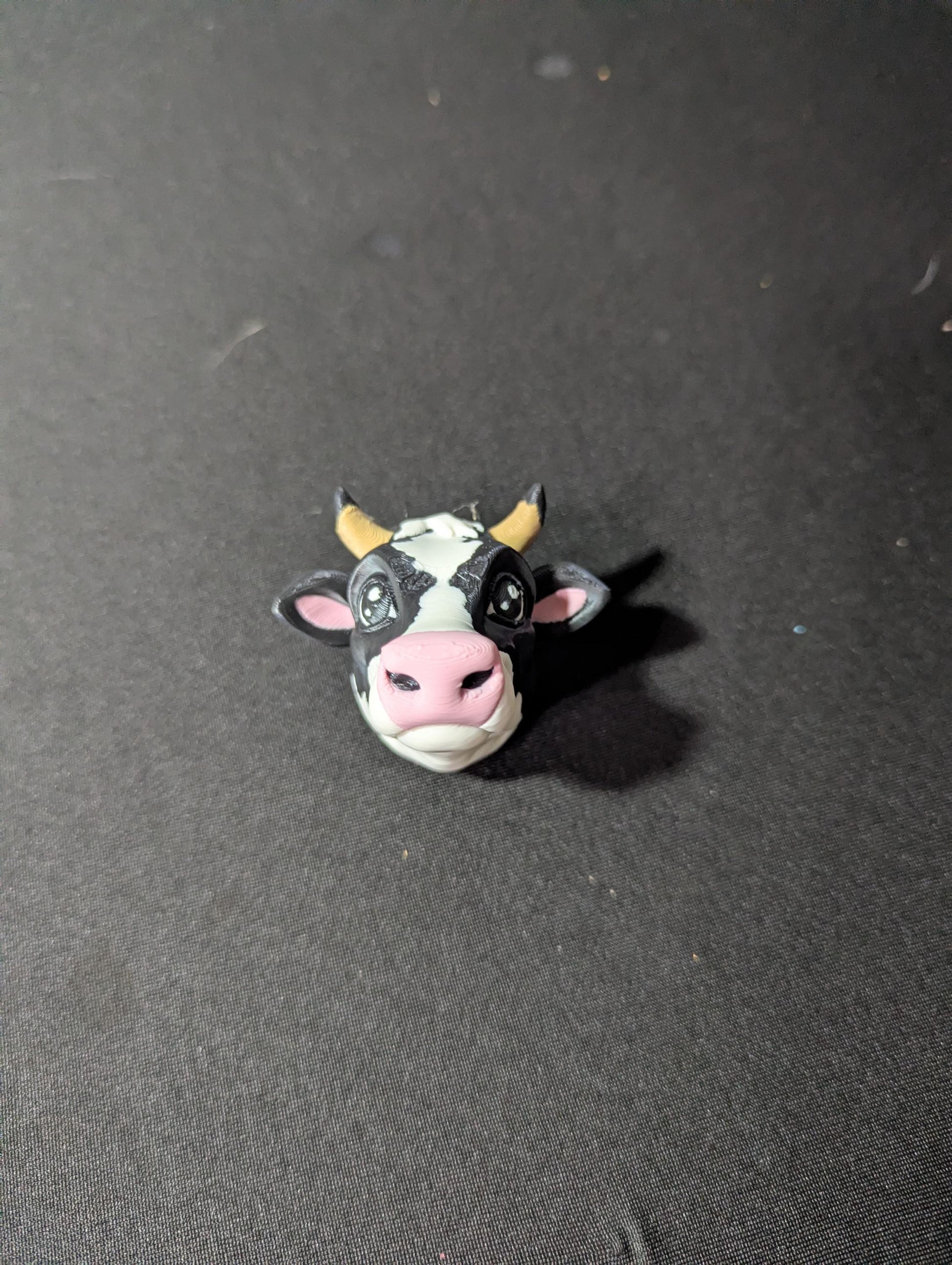 Articulated Cow 3D Printed Flexible Fidget Multi-Joint Swappable Head Farm Animal Toy Desk Pet