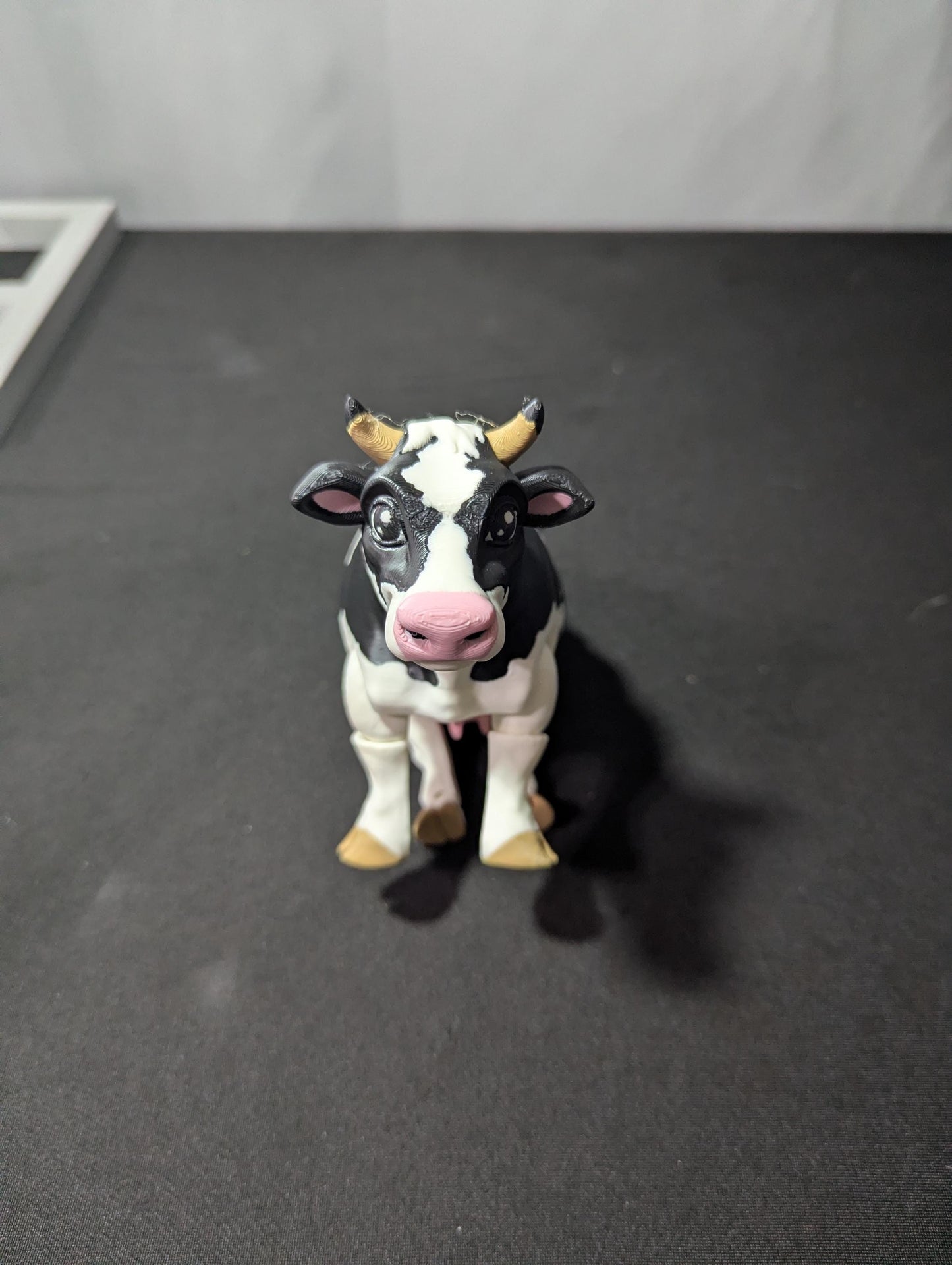 Articulated Cow 3D Printed Flexible Fidget Multi-Joint Swappable Head Farm Animal Toy Desk Pet