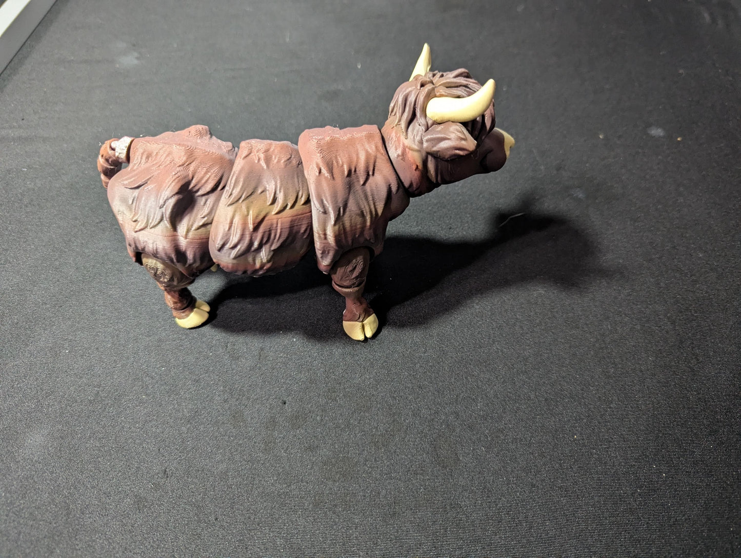 Highland Cow Articulated 3D Printed Flexible Fidget Multi-Joint Head Scottish Farm Animal Toy