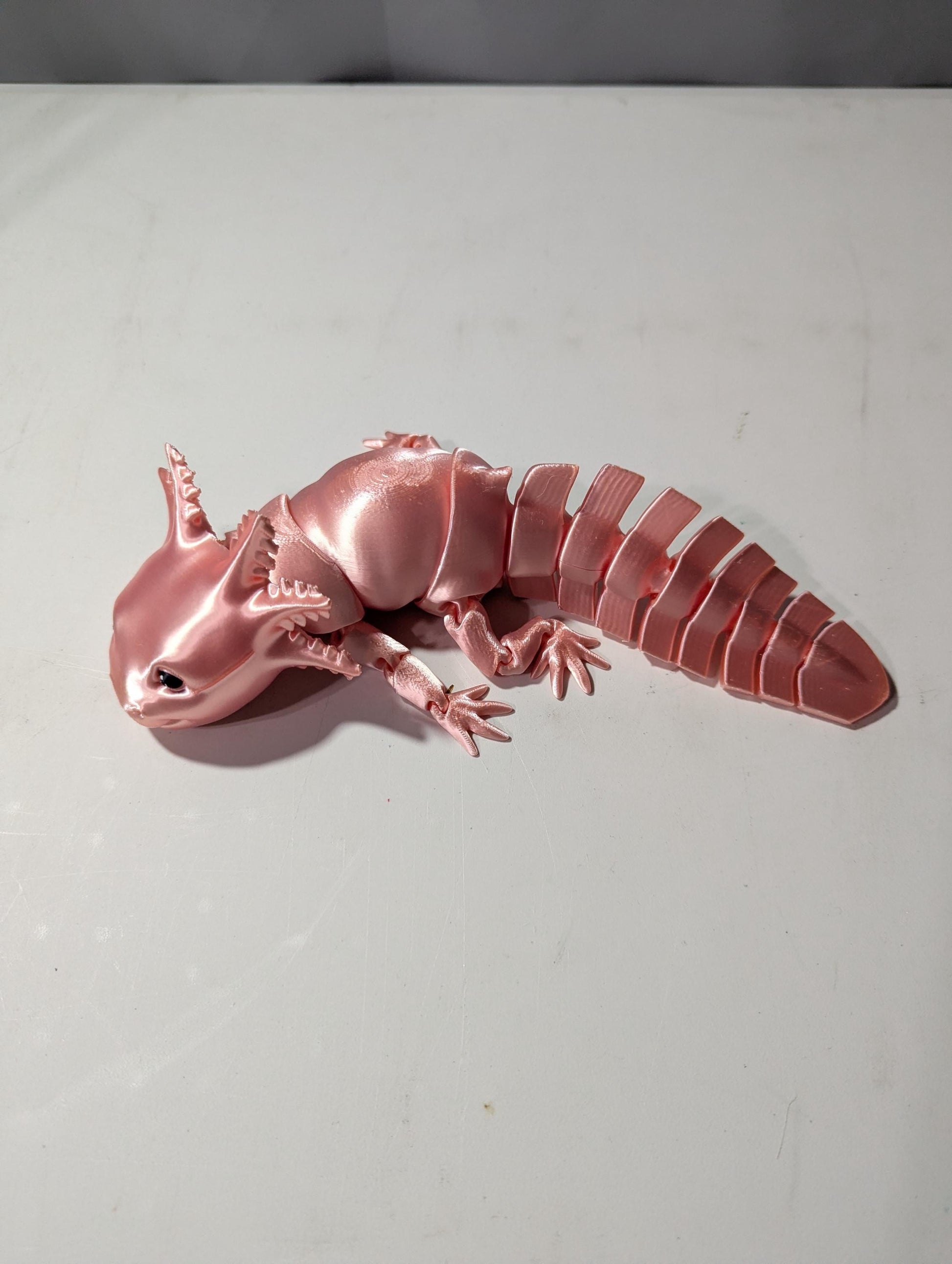 Articulated Axolotl Figurine – Flexible 3D Printed Axolotl Fidget Toy & Desk Collectible